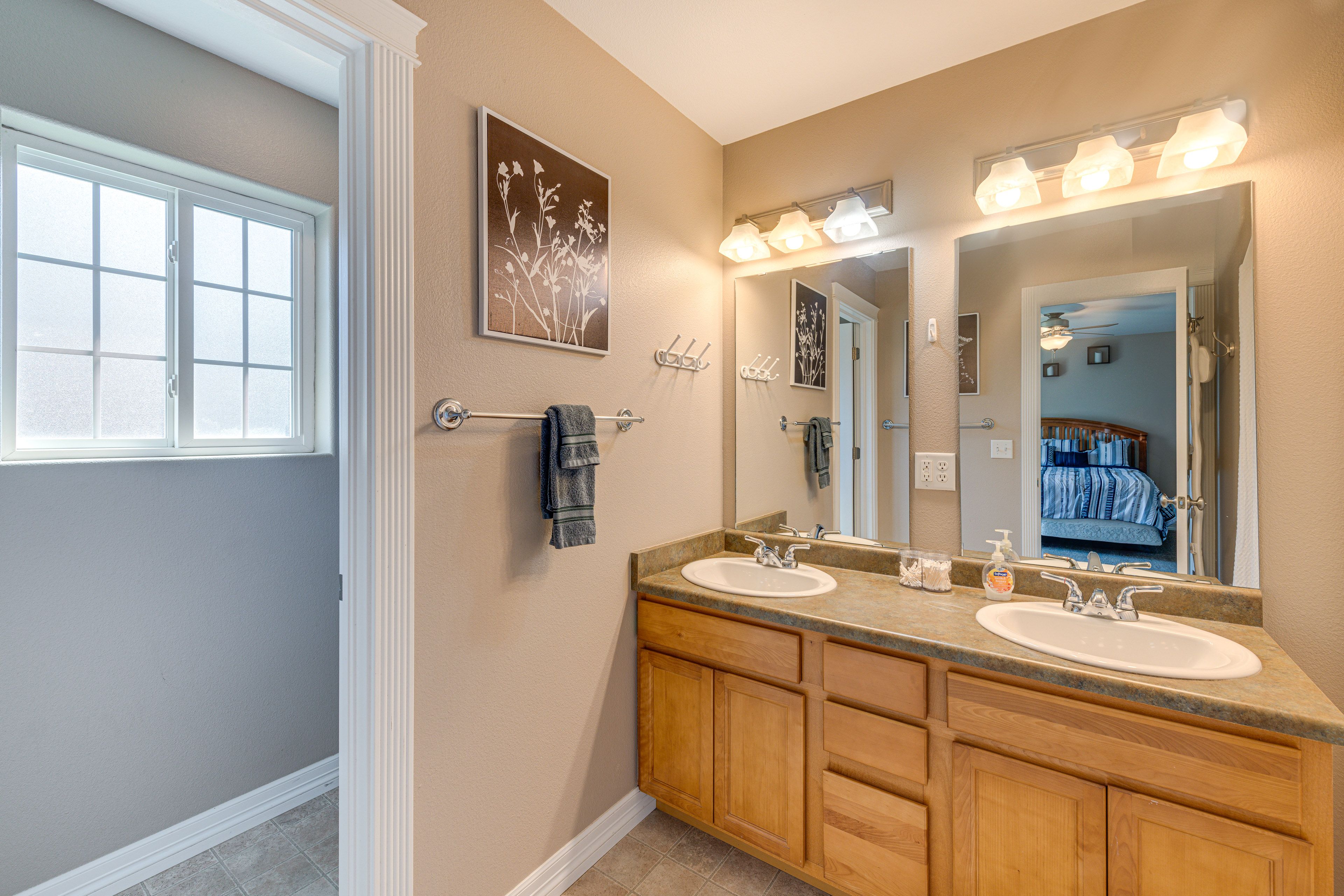 En-Suite Bathroom | Complimentary Toiletries