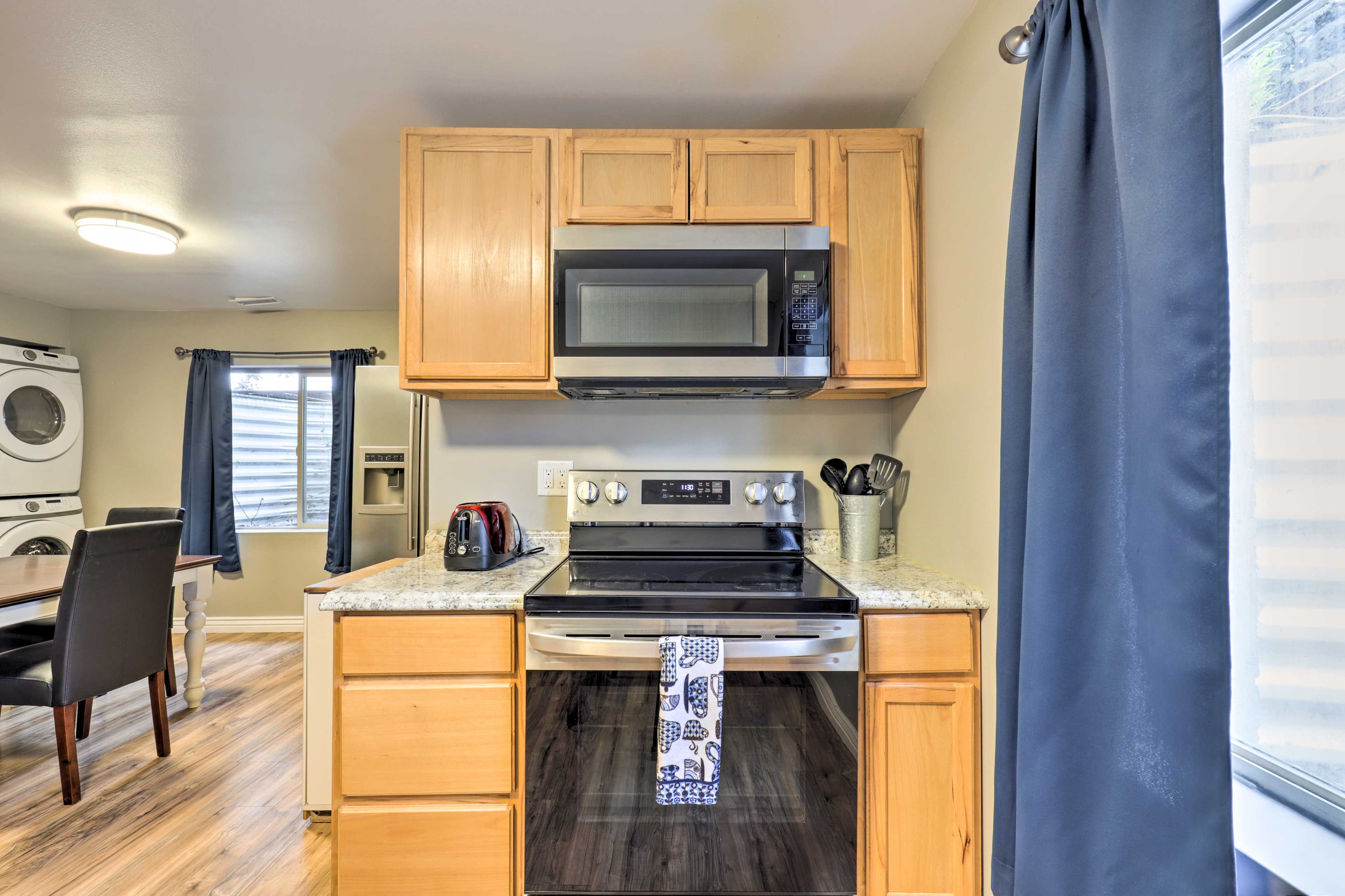 Kitchenette | Dishwasher | Cooking Basics | Coffee Maker