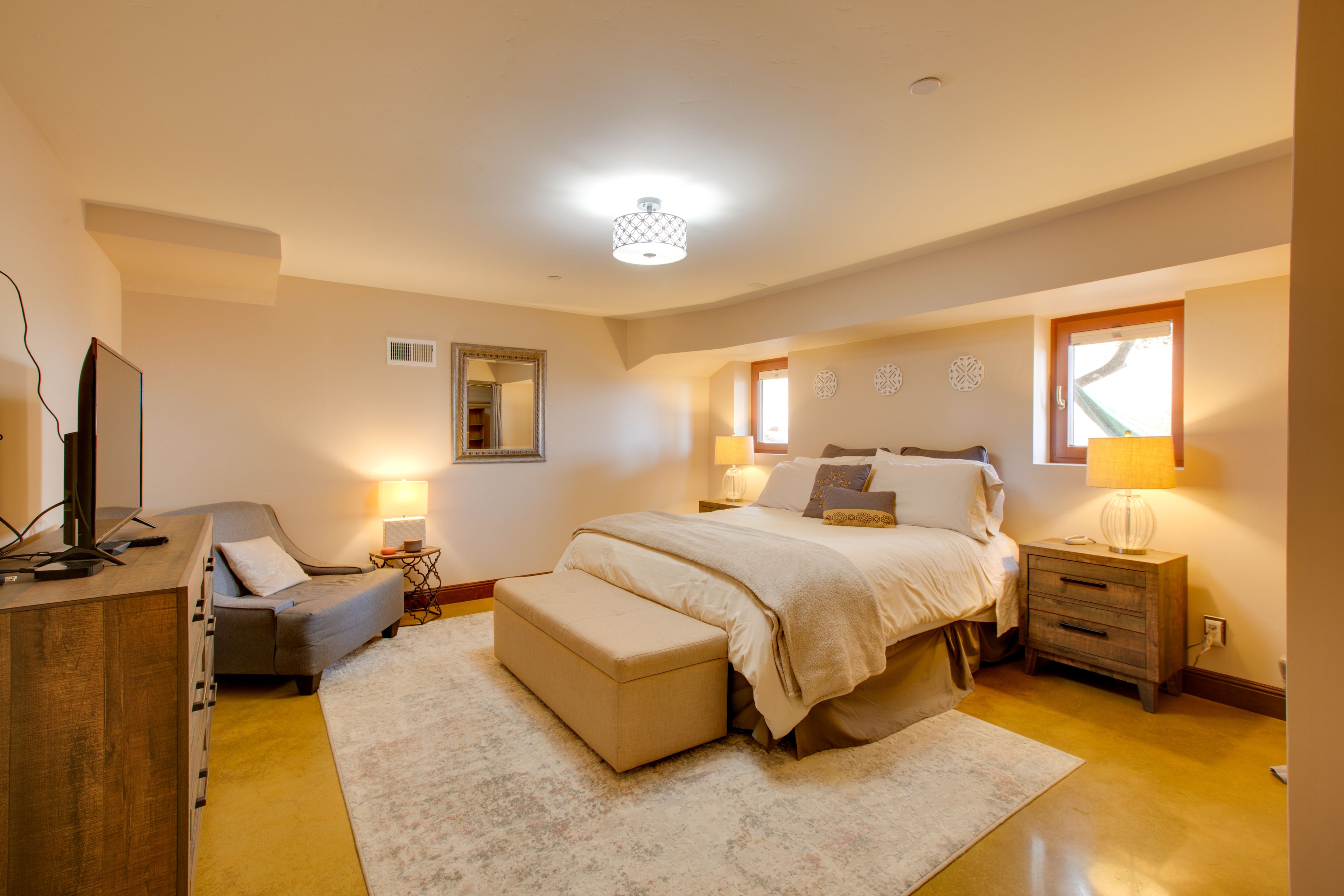 Bedroom | California King Bed | Linens Provided | Smart TV