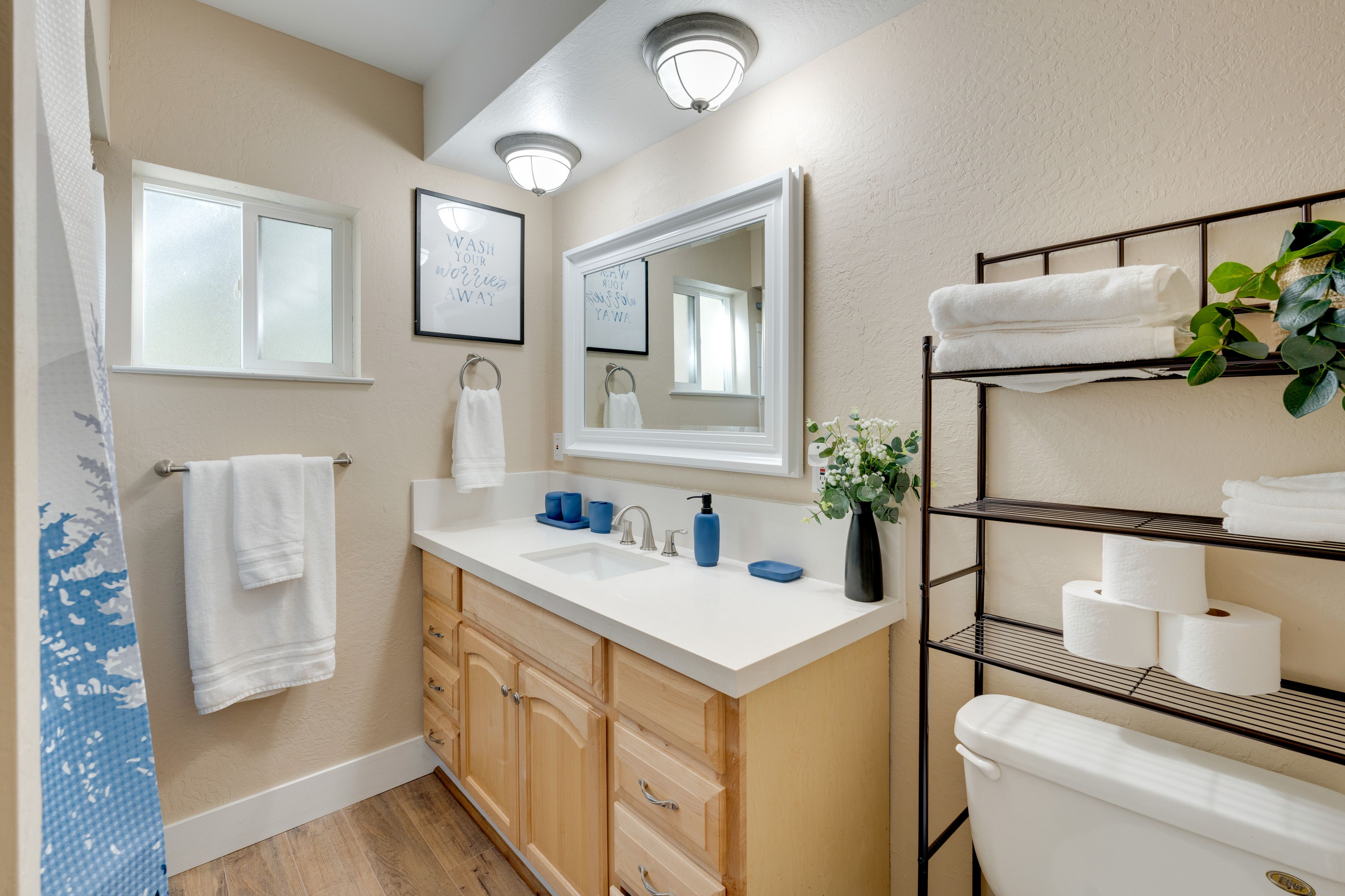 Full Bathroom