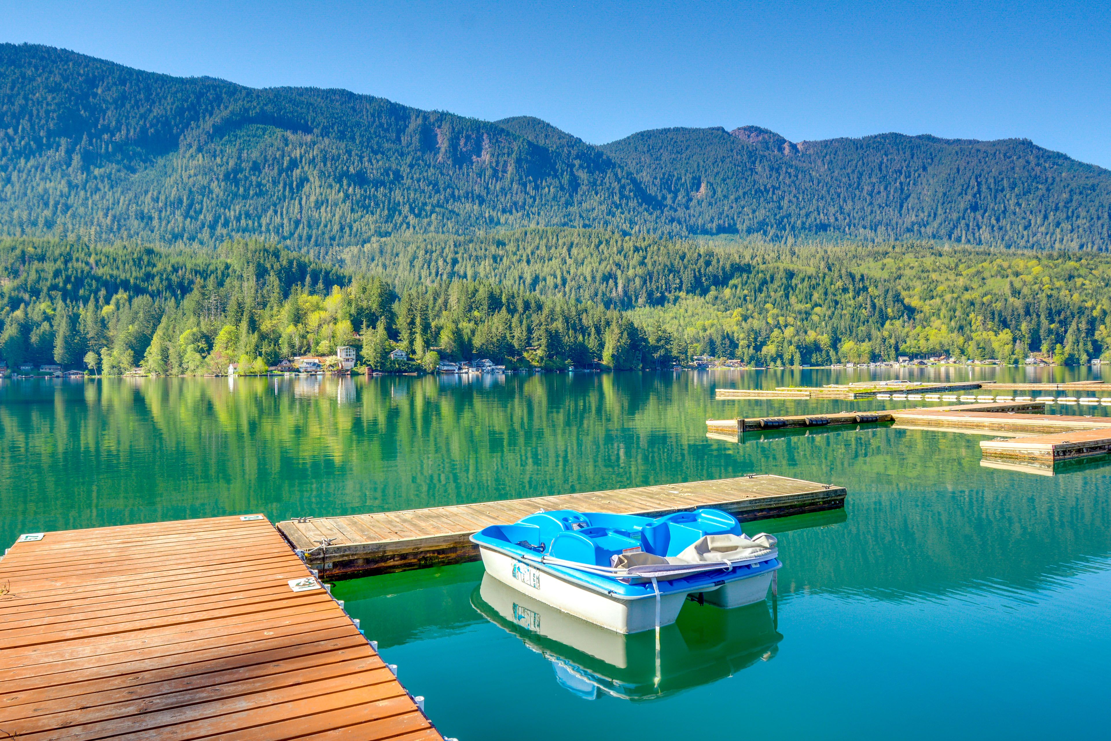 Lake Sutherland | Steps Away