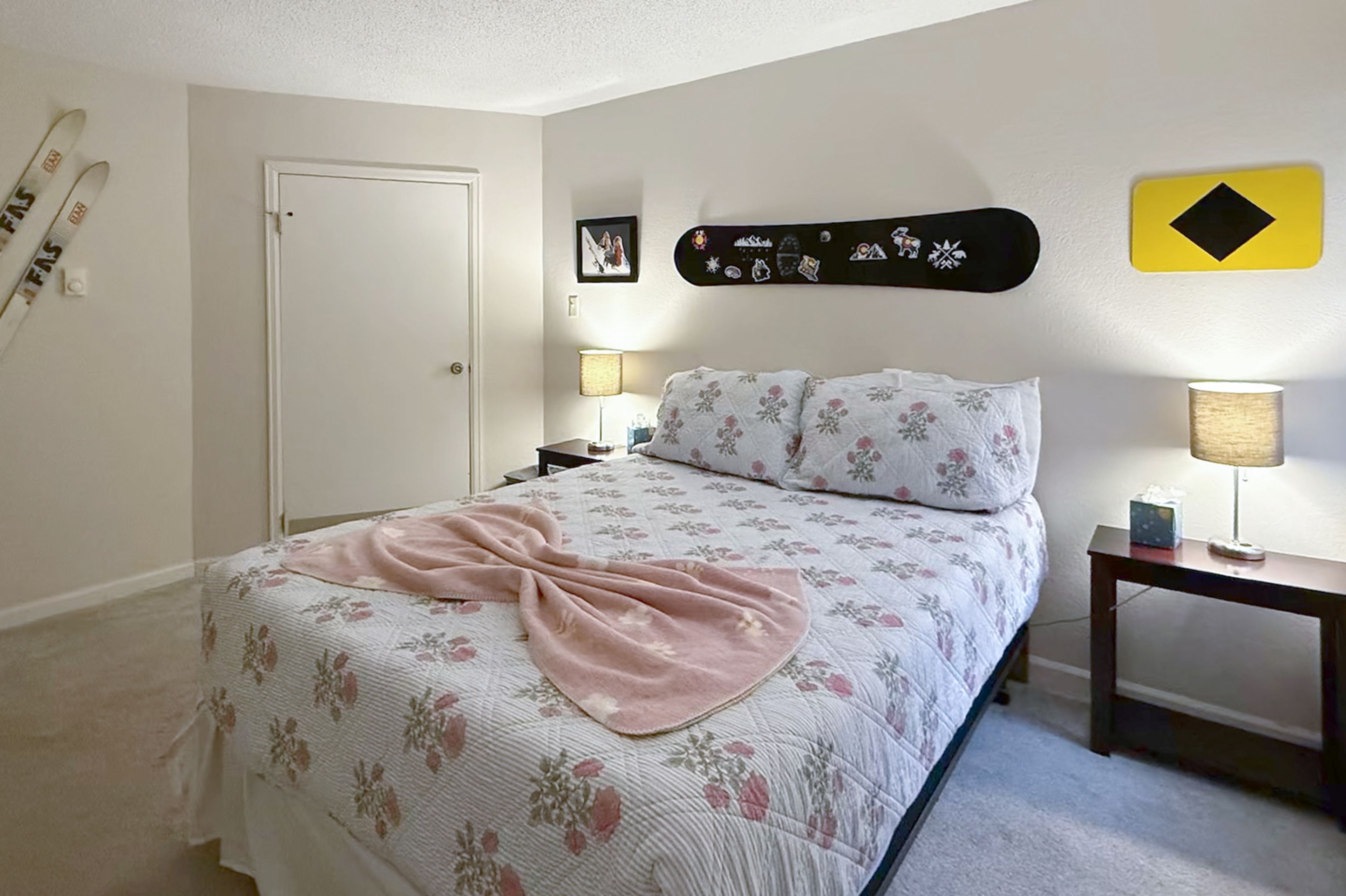 Bedroom 2 | Queen Bed | Linens Provided