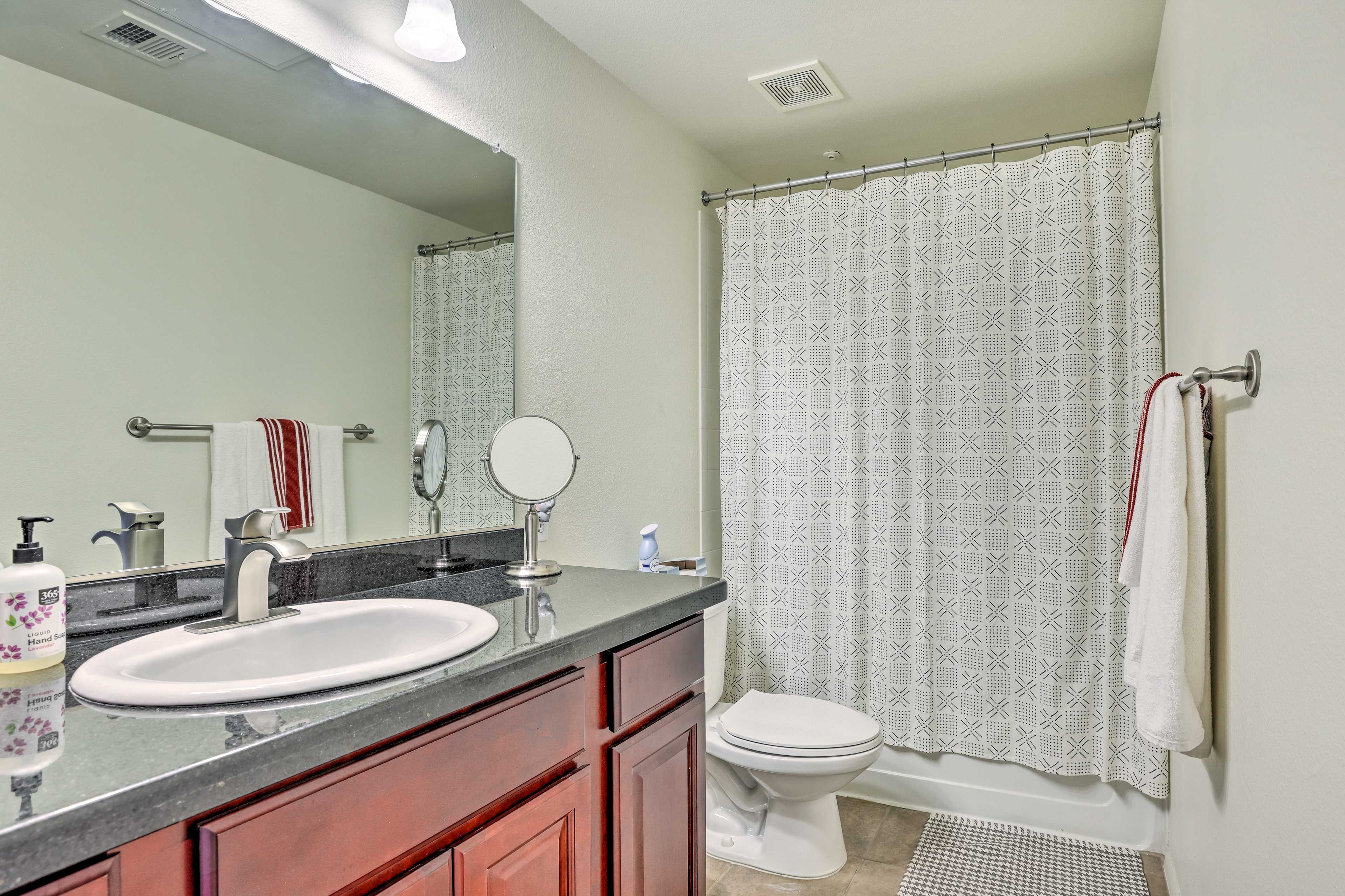 Full Bathroom | Hair Dryer