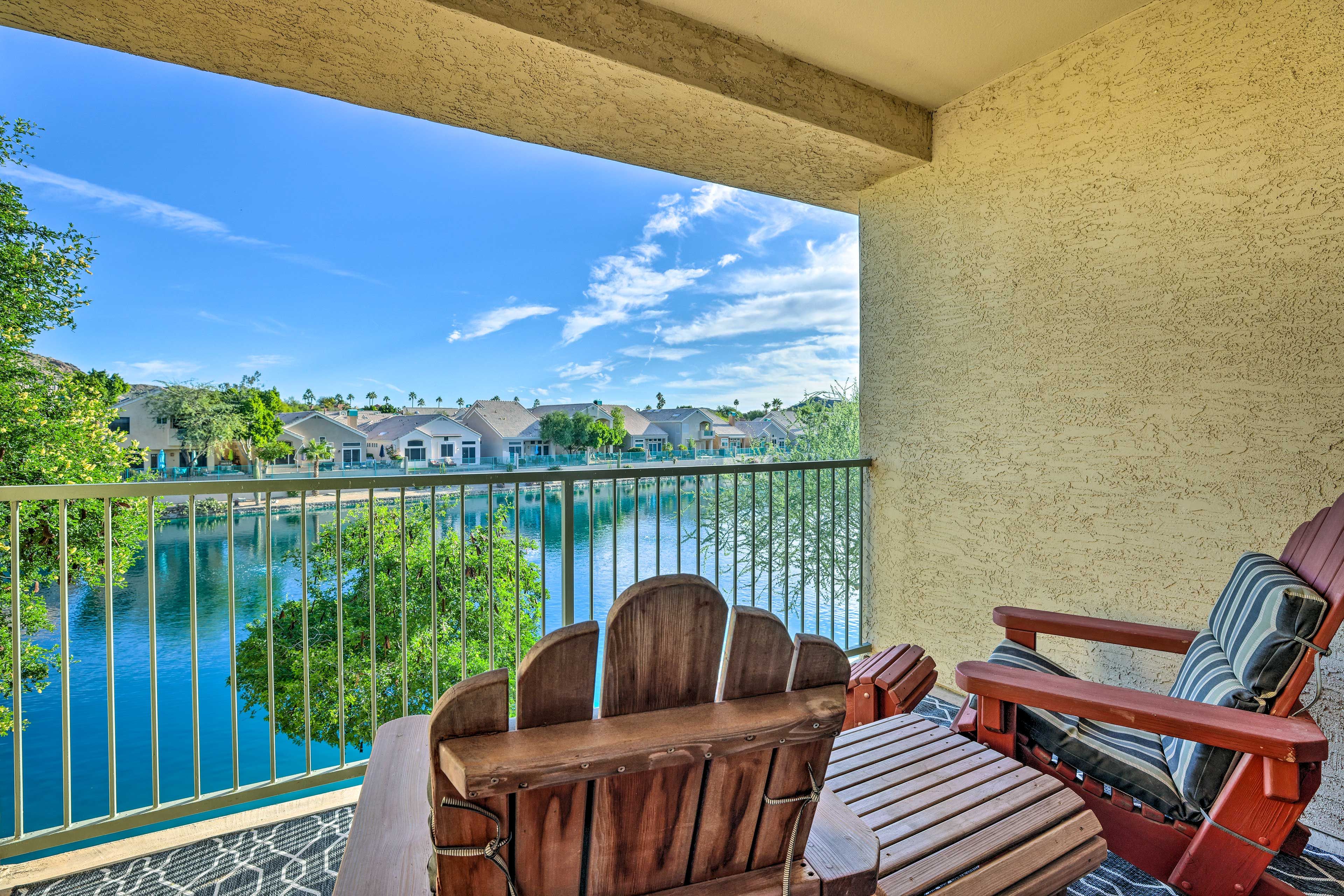 Phoenix Vacation Rental | 2BR | 2BA | 1,012 Sq Ft | Stairs Required for Entry