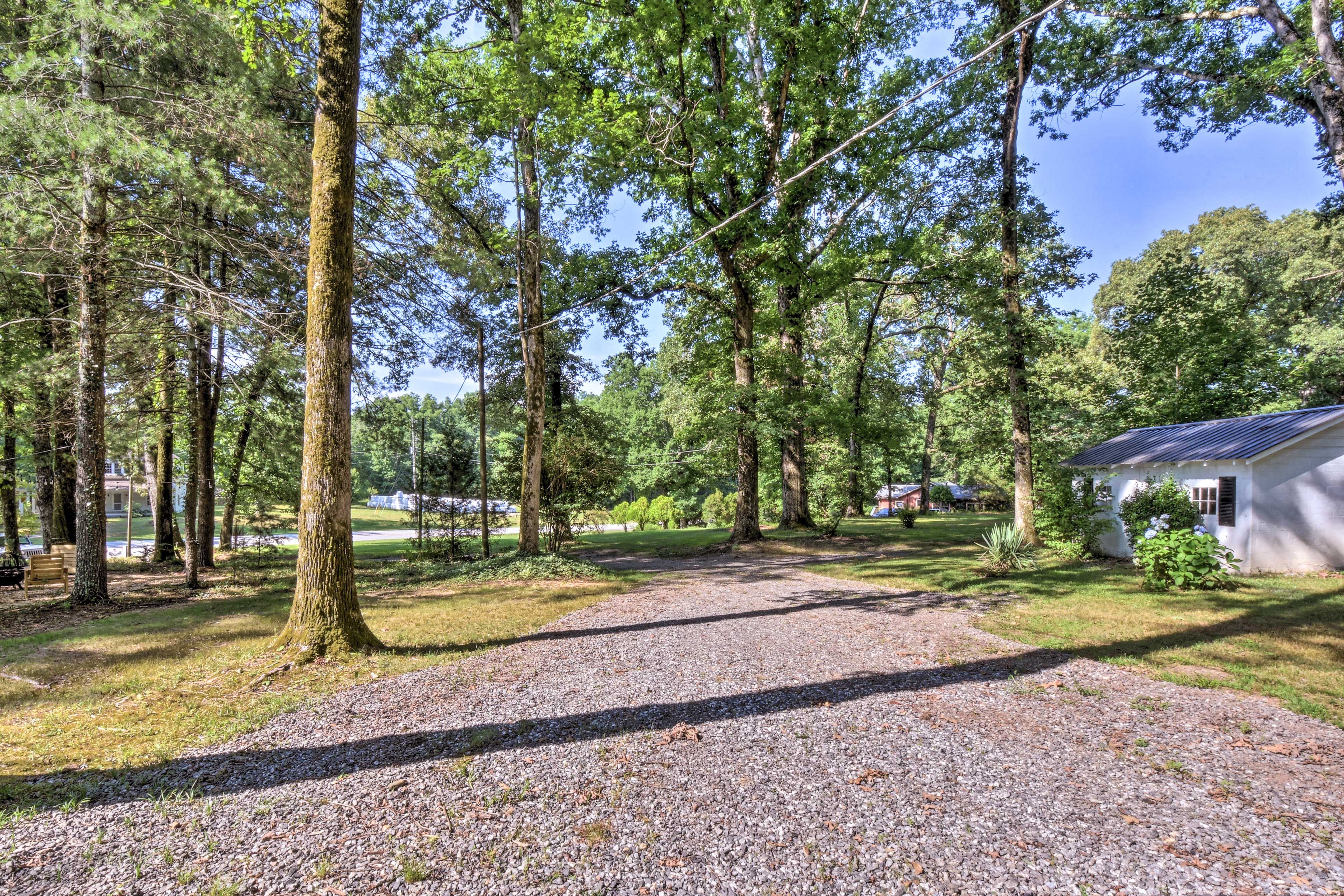 Parking | Driveway (2 Vehicles)