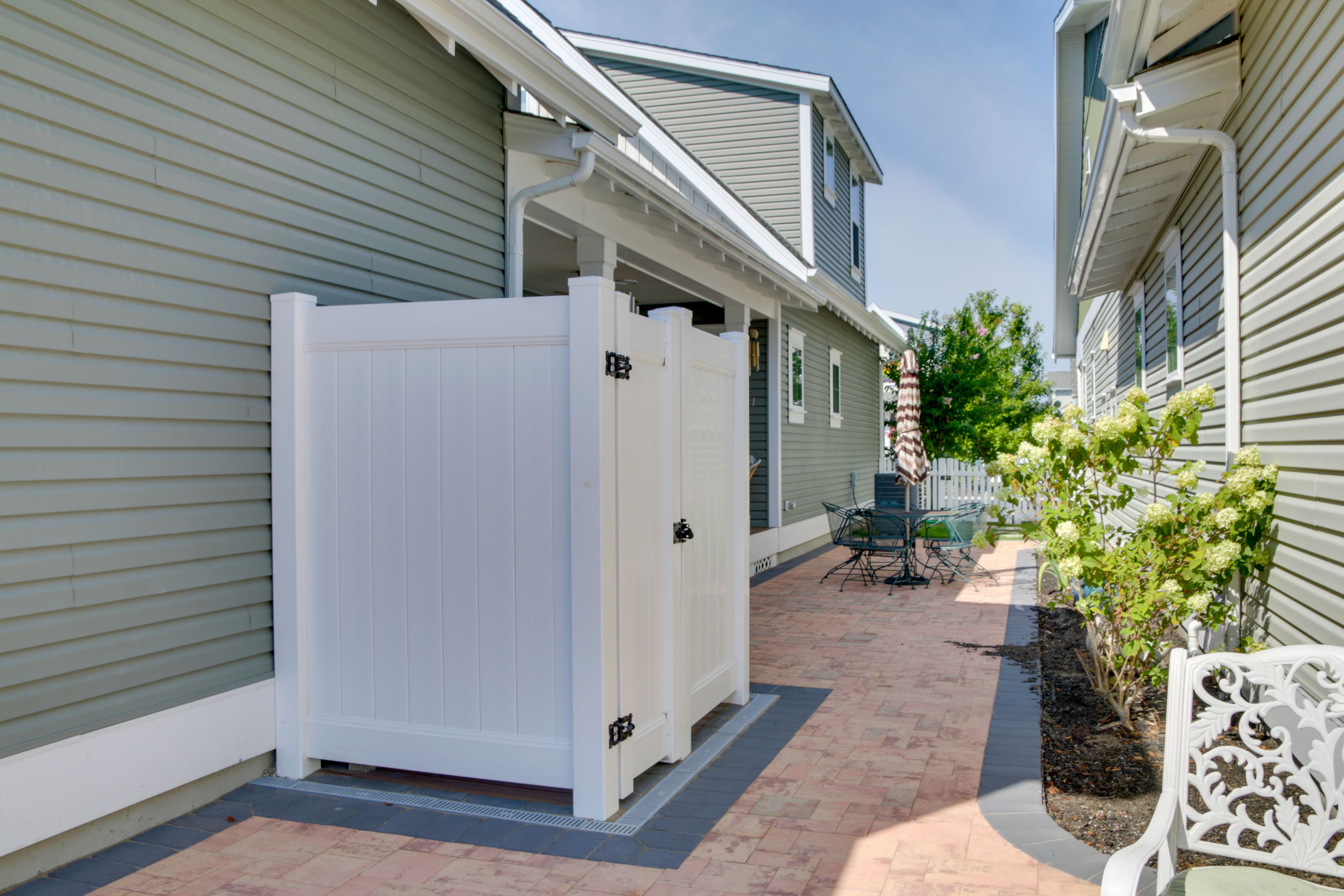 Property Exterior | Shared Outdoor Shower