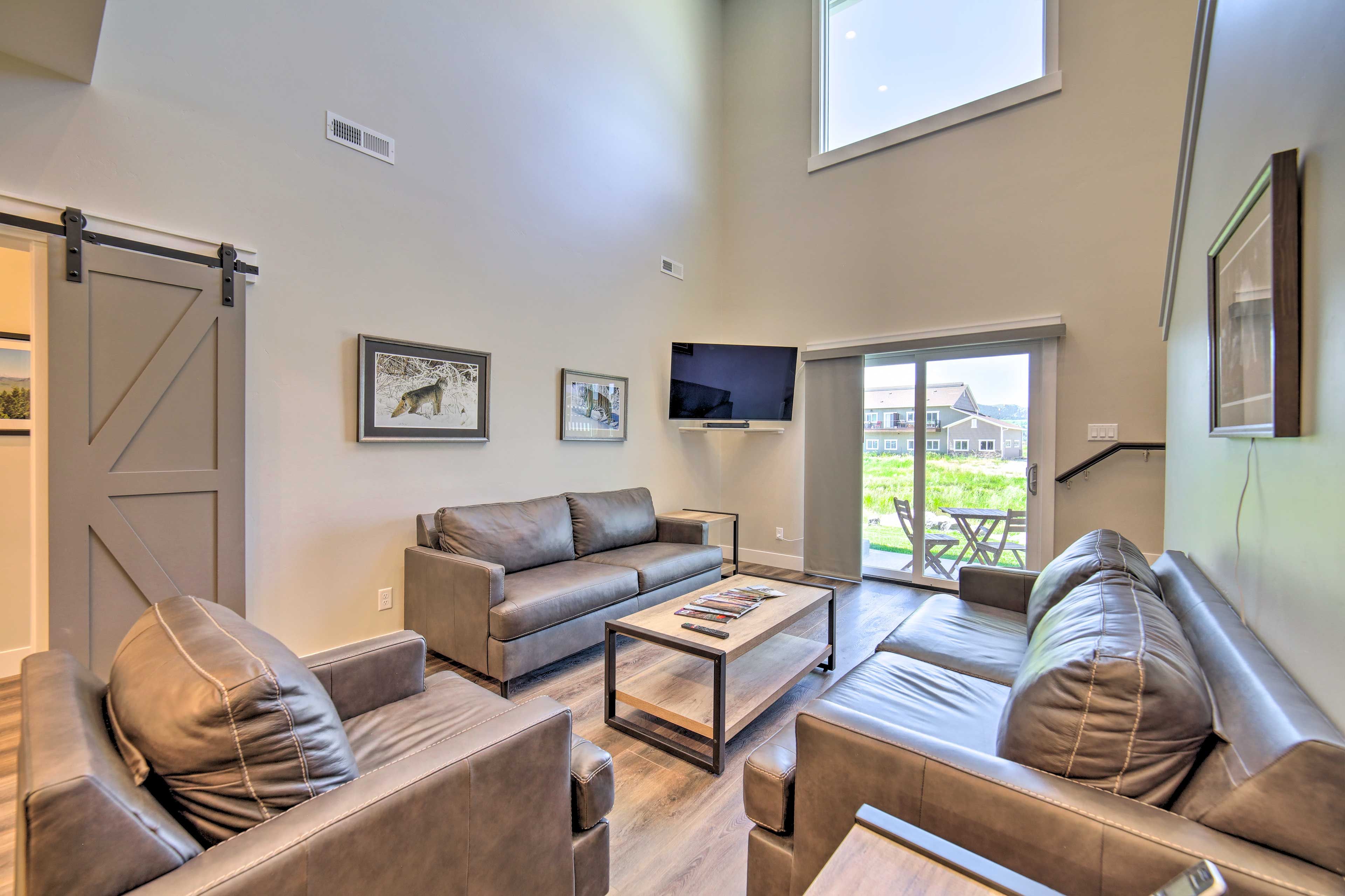 Swan Valley Vacation Rental | 3BR | 2.5BA | 1,800 Sq Ft | 2 Stairs to Enter