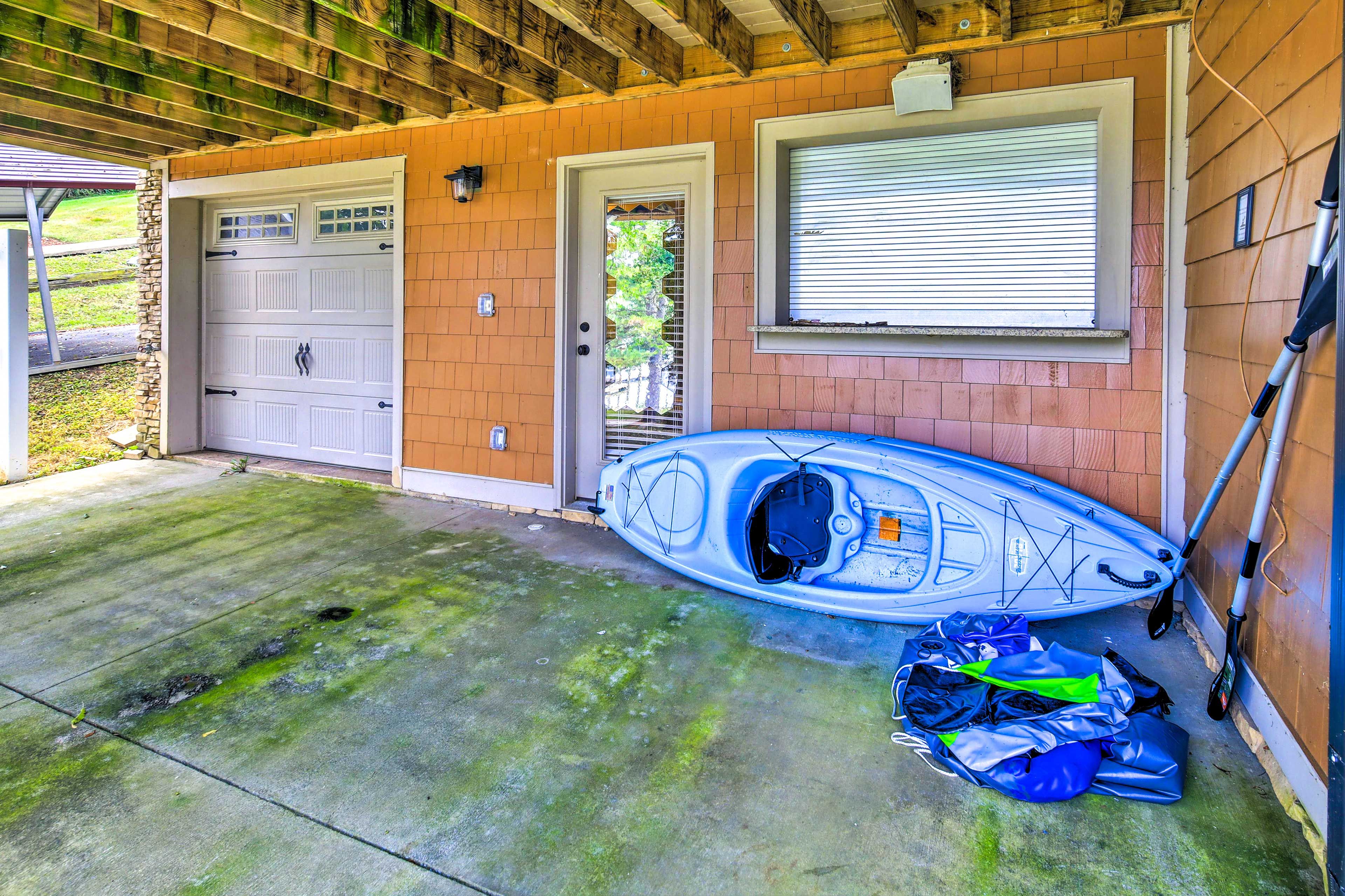 Patio | Kayaks & Life Vests Provided