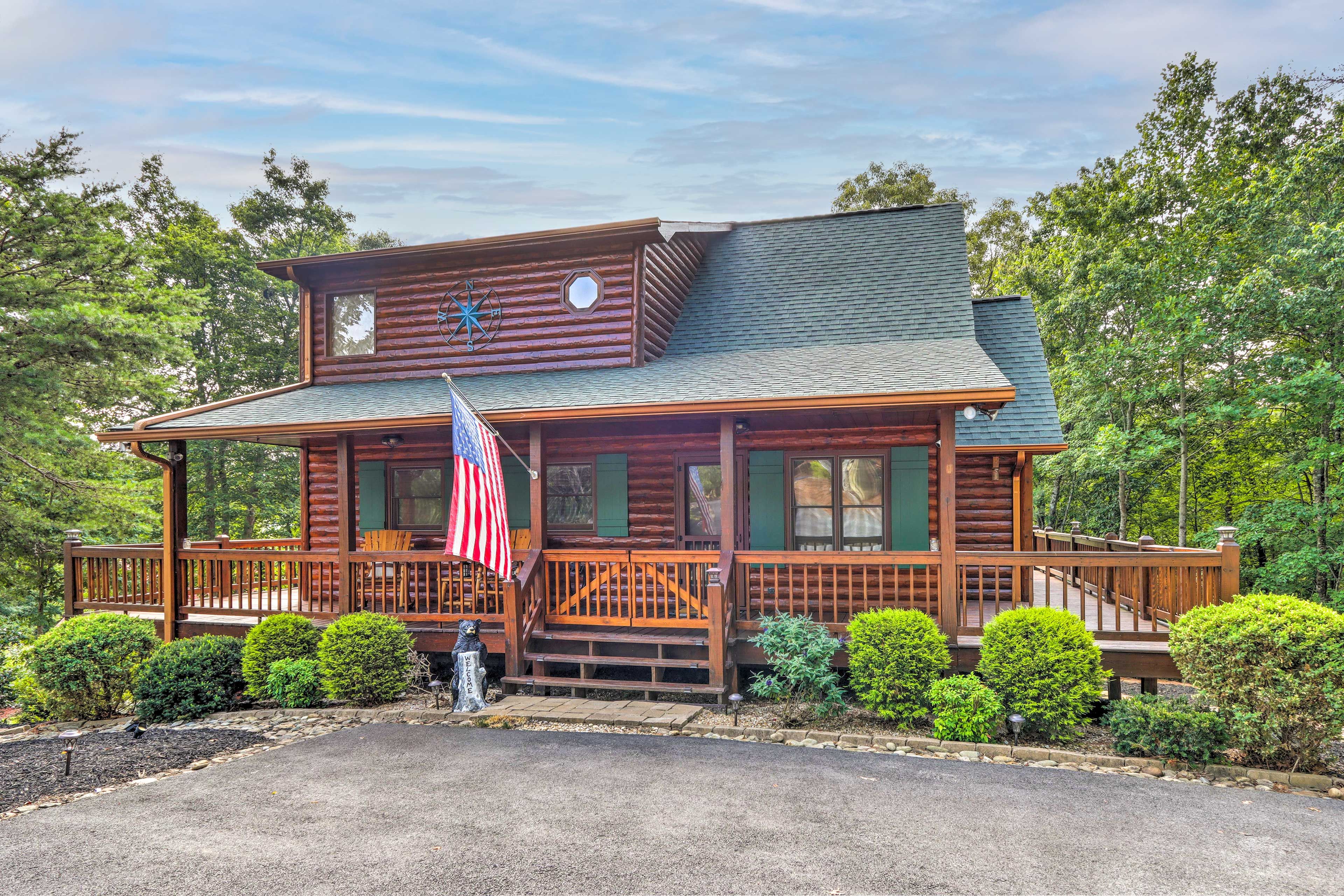 Front Cabin Exterior | 2,400 Sq Ft | Wraparound Deck