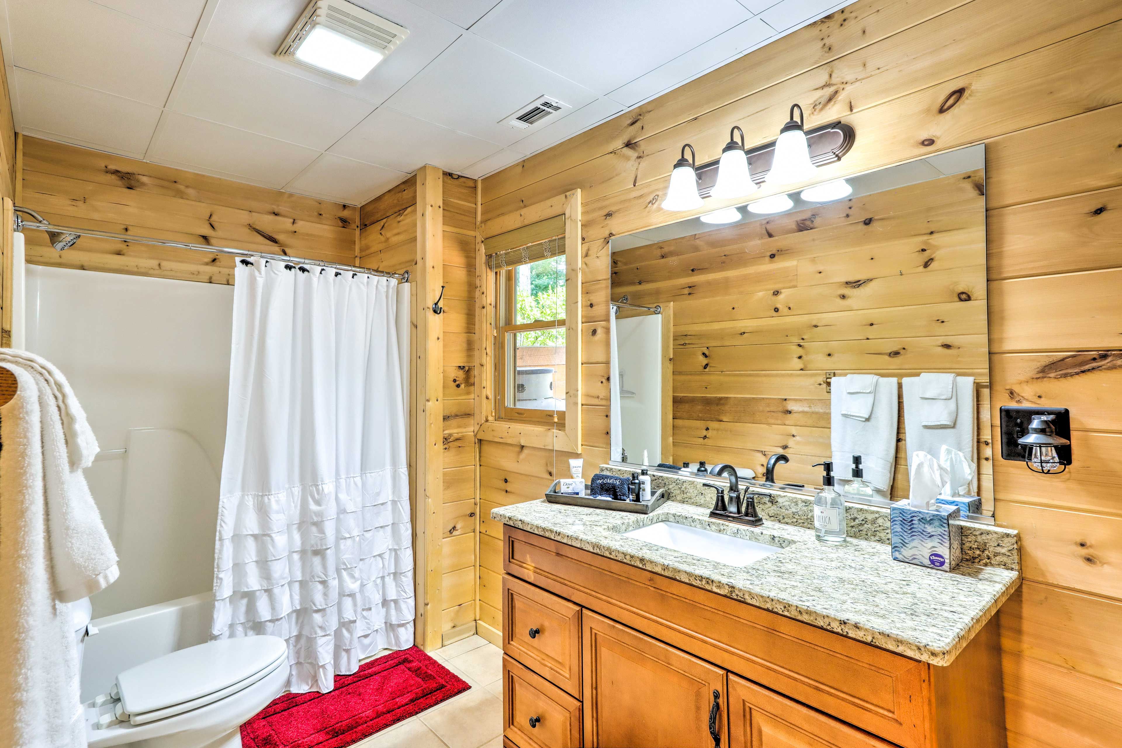 Bathroom | Towels Provided | Complimentary Toiletries