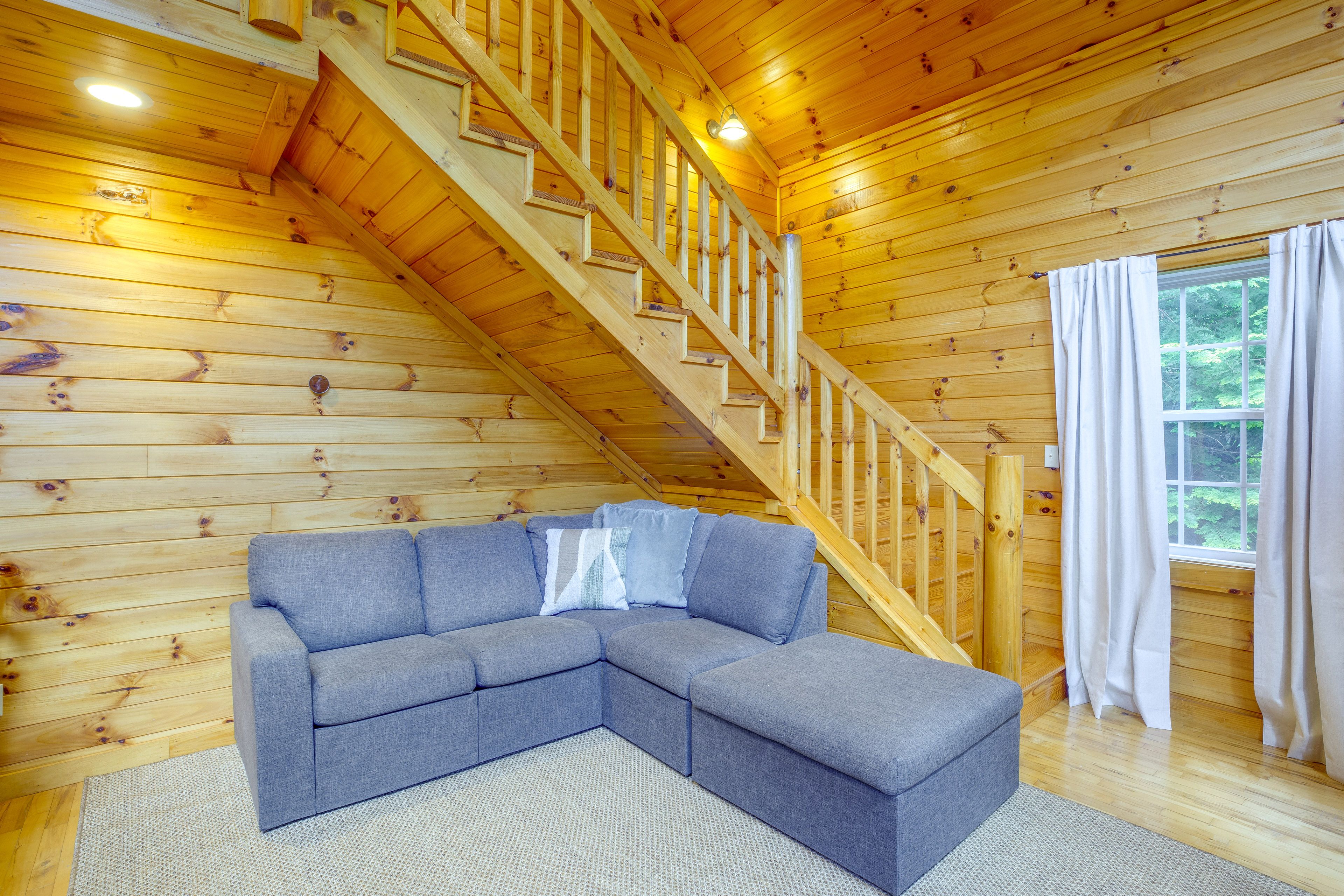 Living Room | Smart TV | Keyless Entry