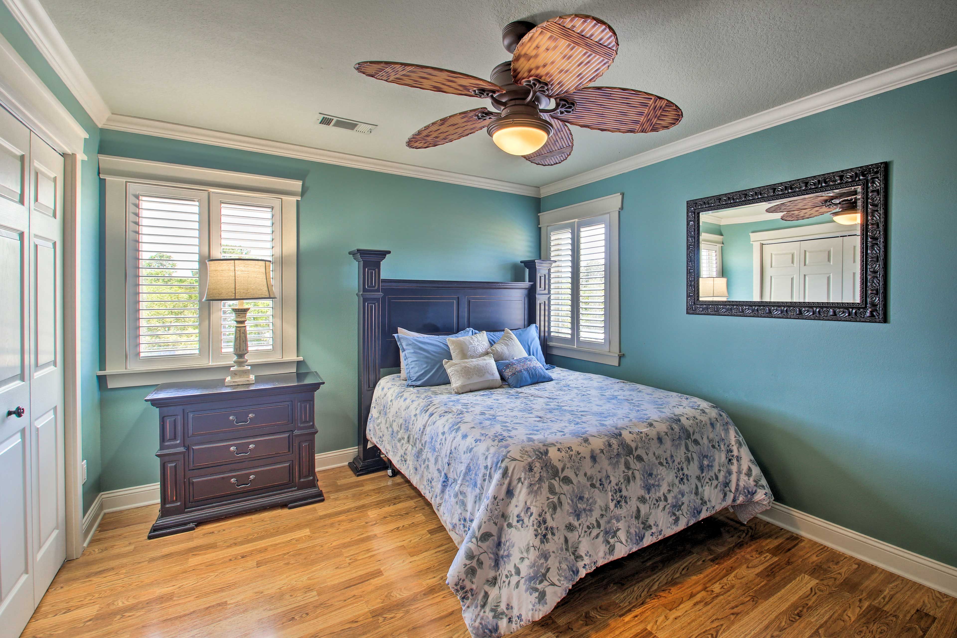 Bedroom 2 | Full Bed | Walk-In Closet | Hangers