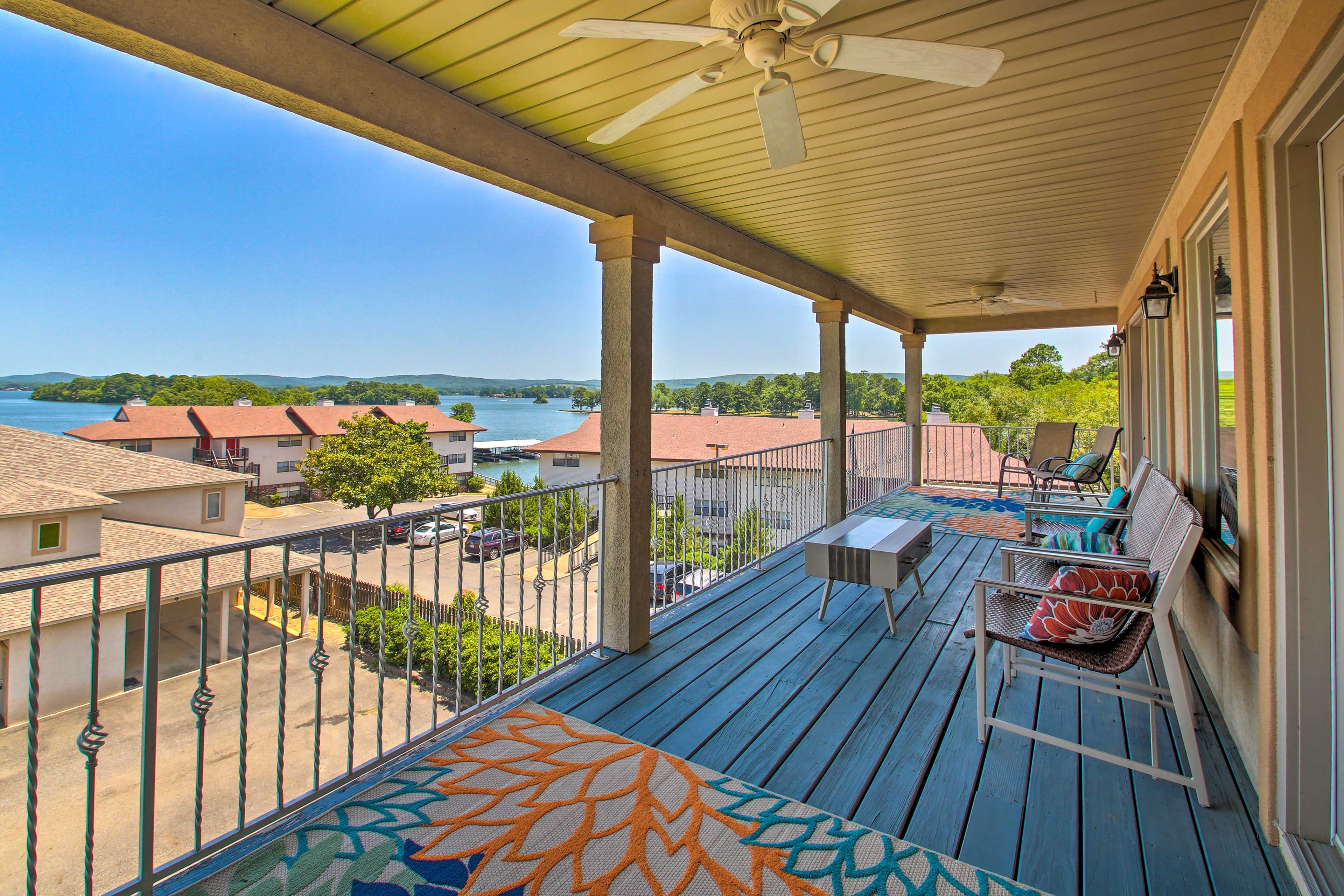 Hot Springs Vacation Rental | 2BR | 2BA | 1,520 Sq Ft | Step-Free w/ Elevator