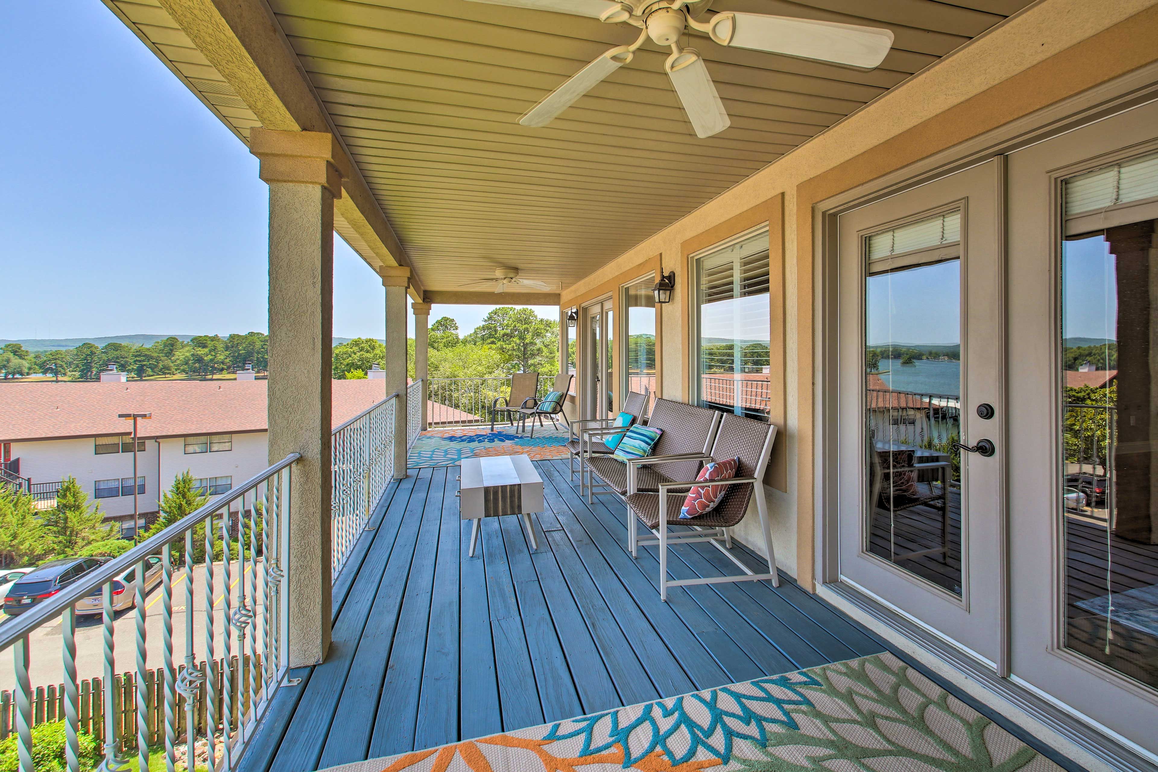 Large Balcony | Lake View | Beach Gear