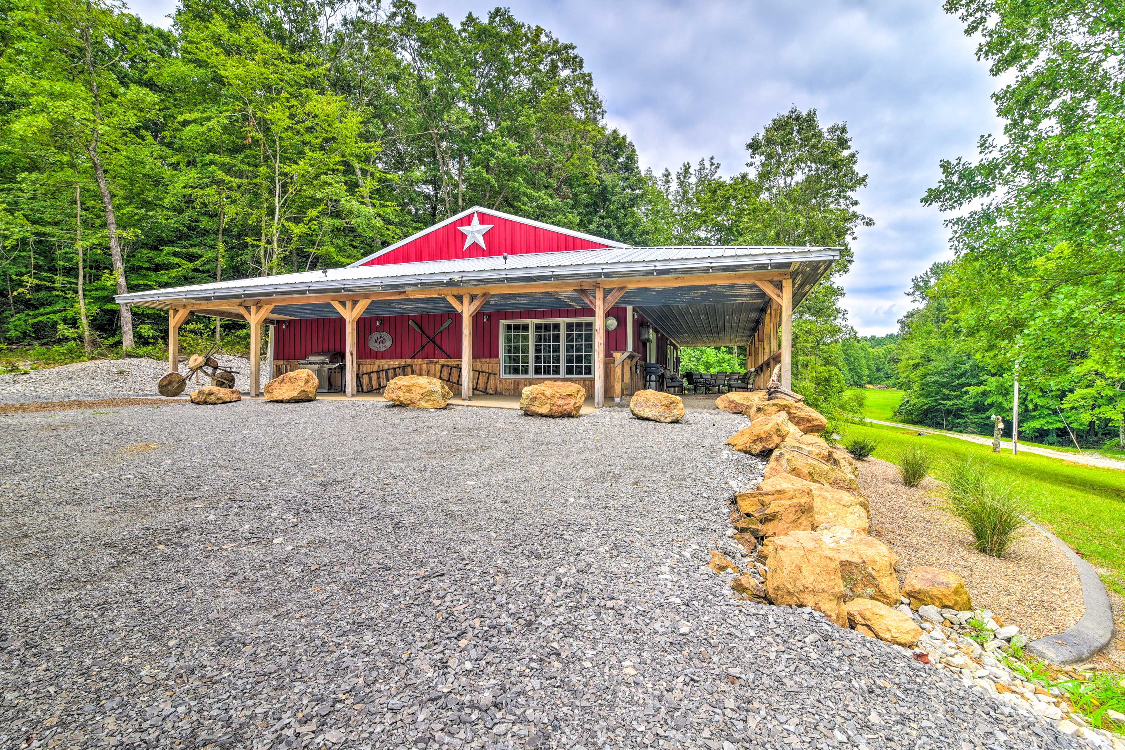 Exterior | Parking | Gravel Driveway (4 Vehicles) | Trailers Welcome