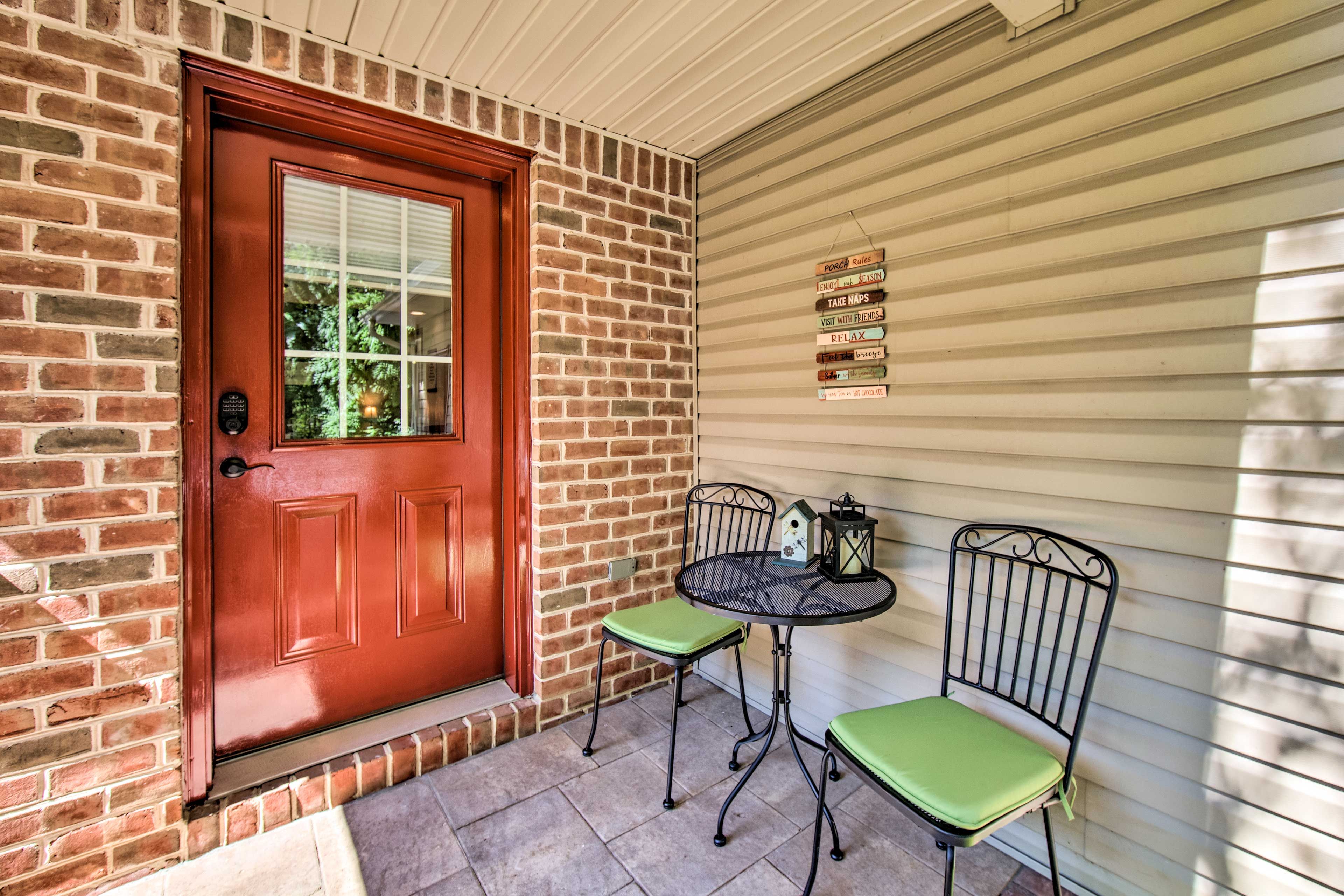 Outdoor Sitting Area