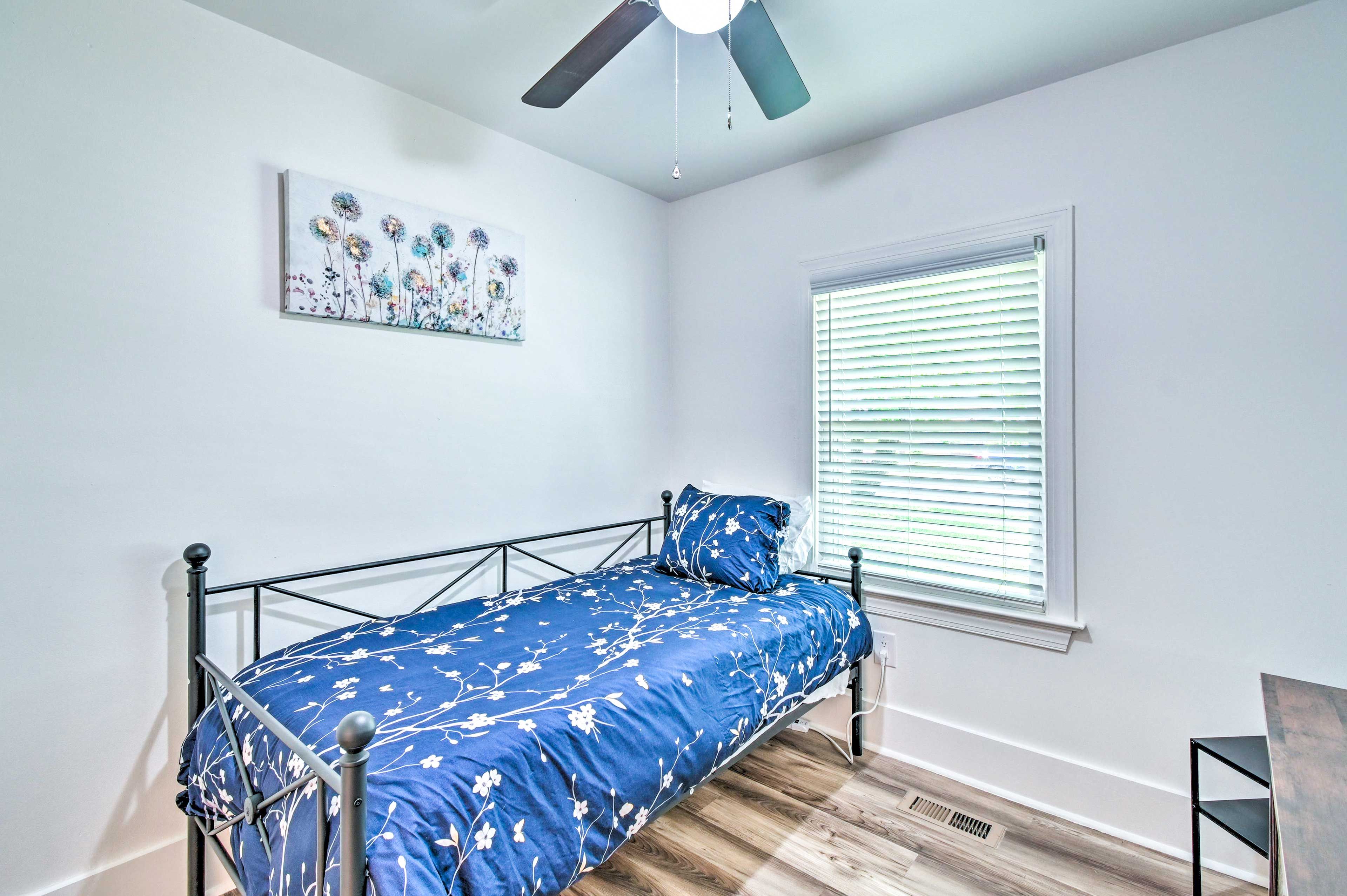 Bedroom 3 | Twin Daybed