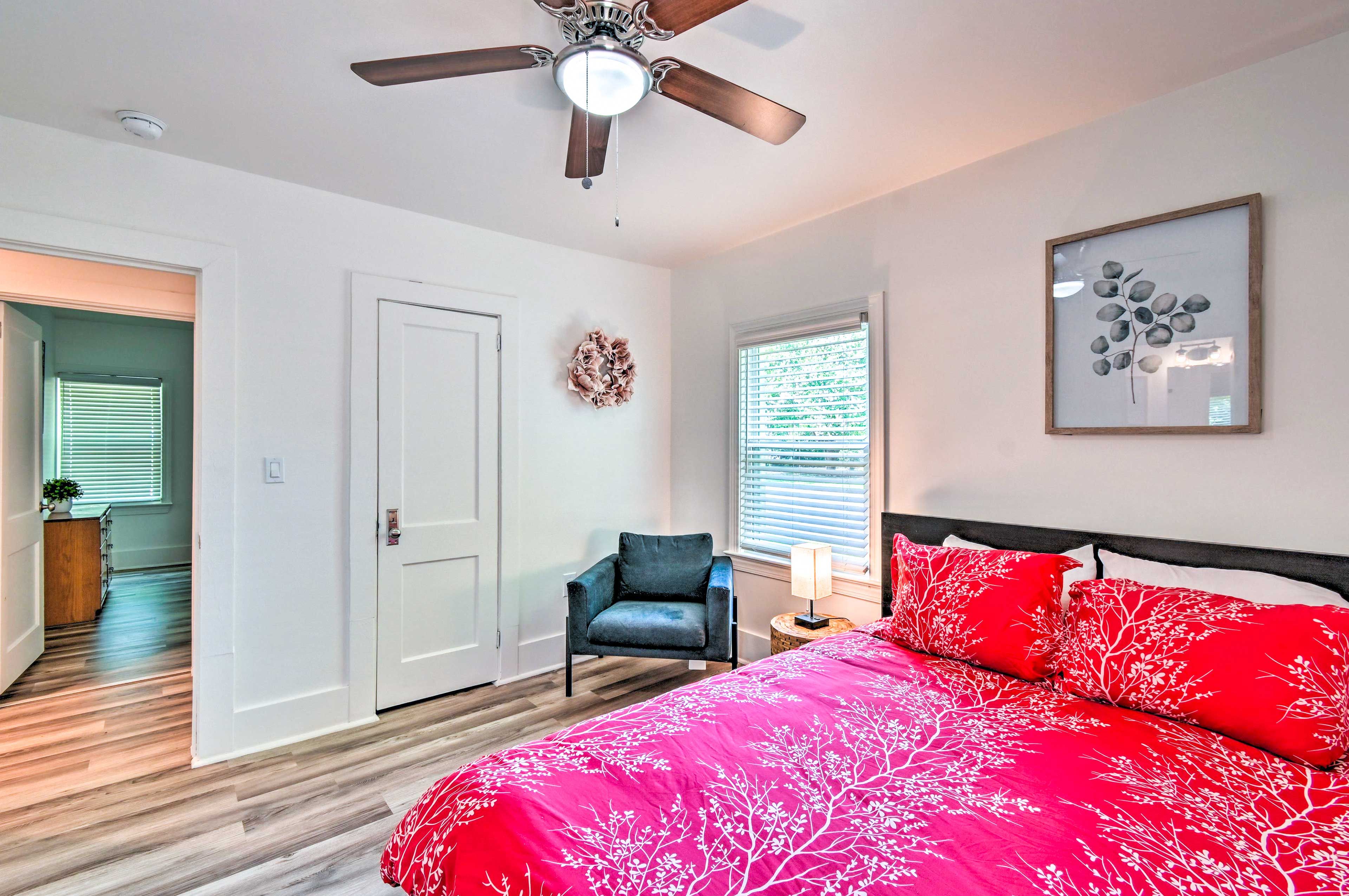 Bedroom 1 | Queen Bed | Linens Provided