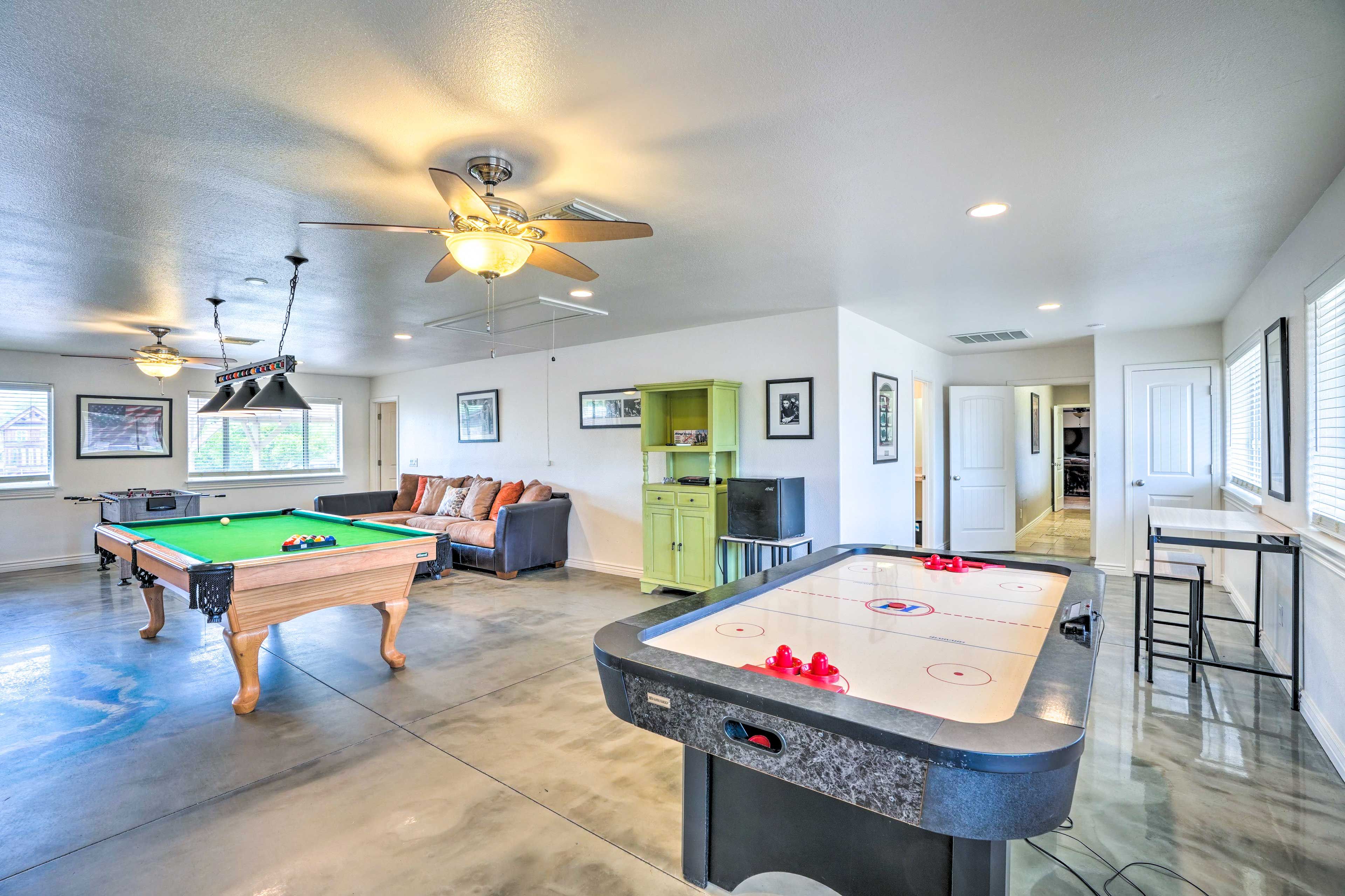Game Room | Board Games | Arcade Basketball