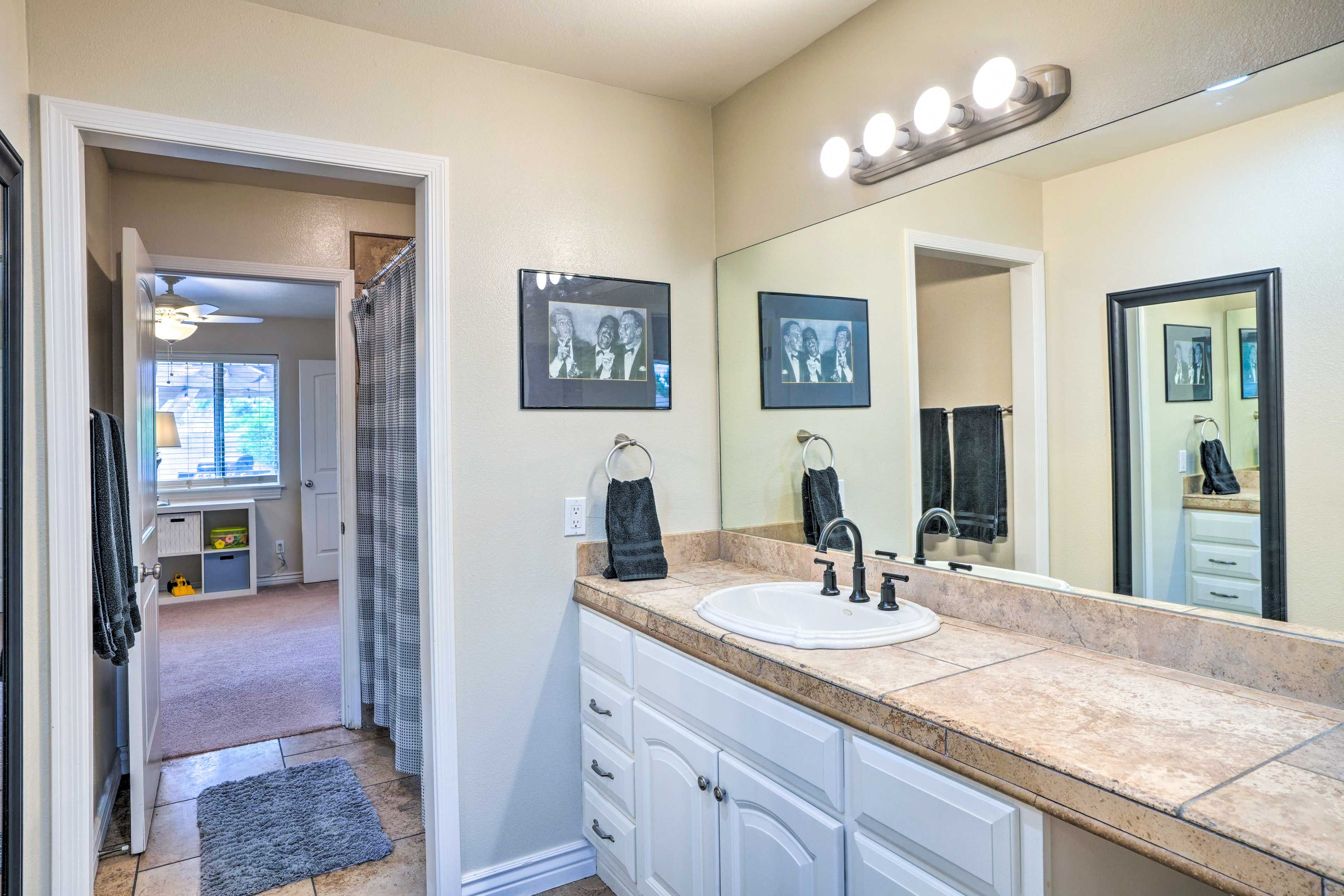 En-Suite Bathroom