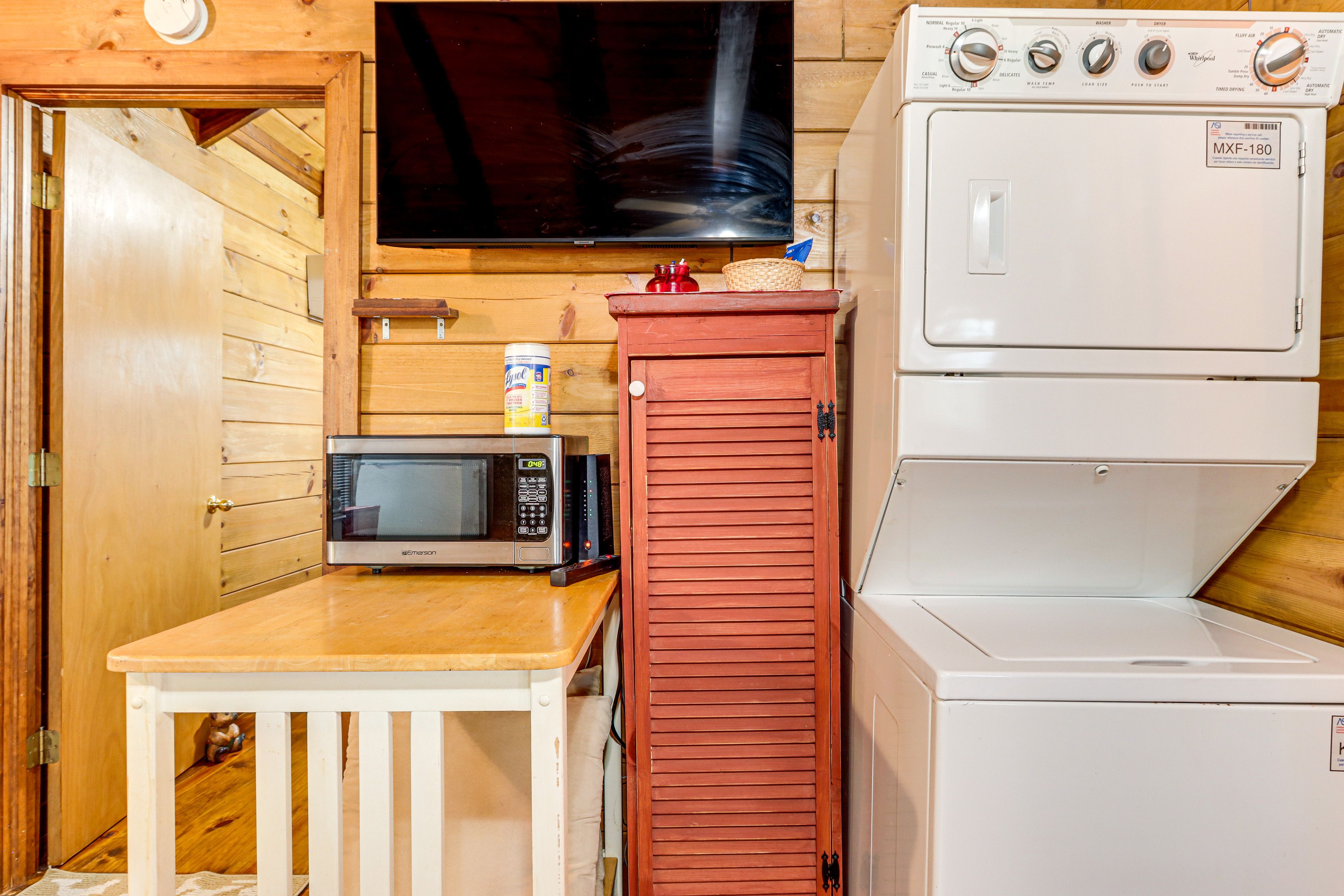 In-Unit Laundry | Washer & Dryer