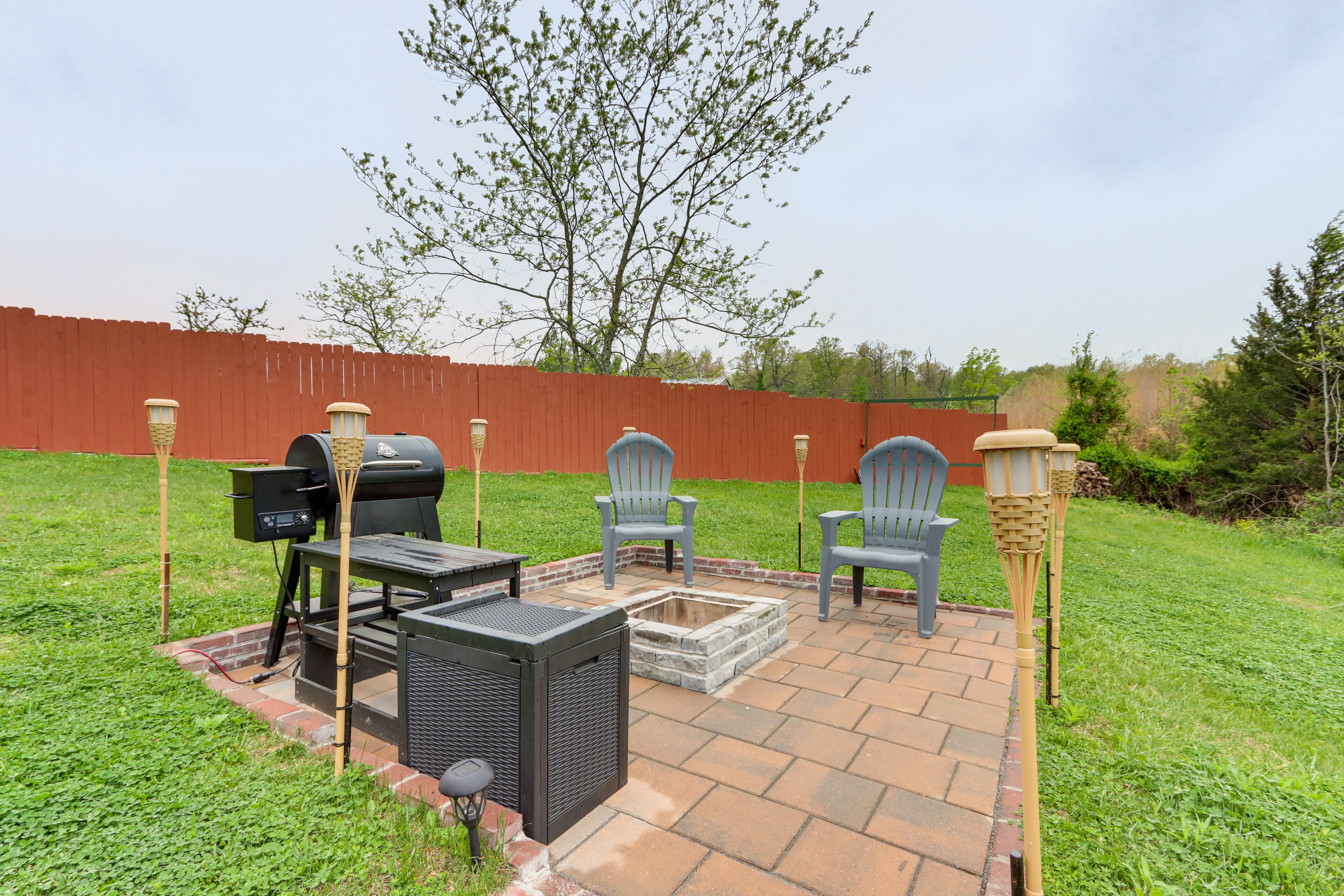 Yard Space | Fire Pit