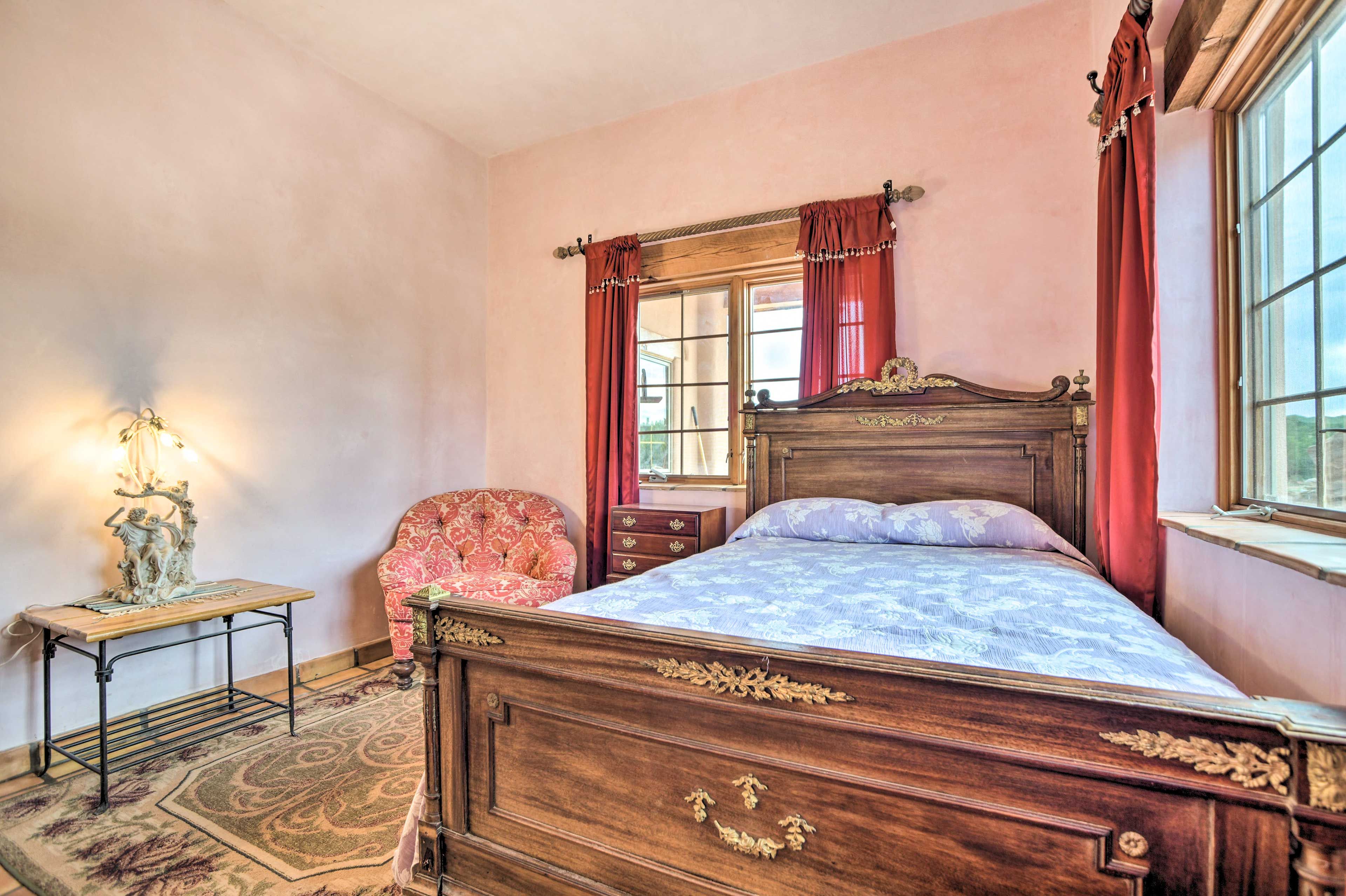 Bedroom 2 | Queen Bed