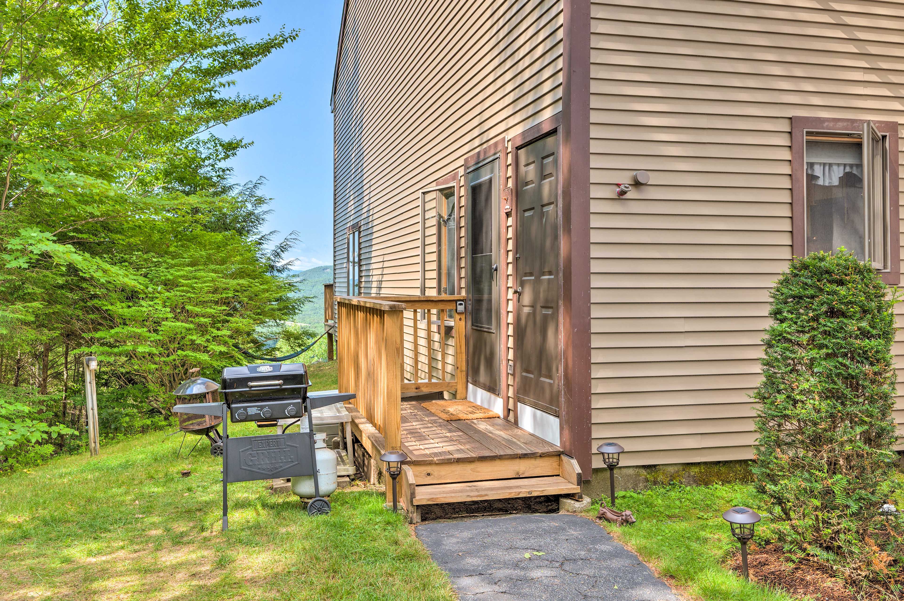Townhome Exterior | Gas Grill