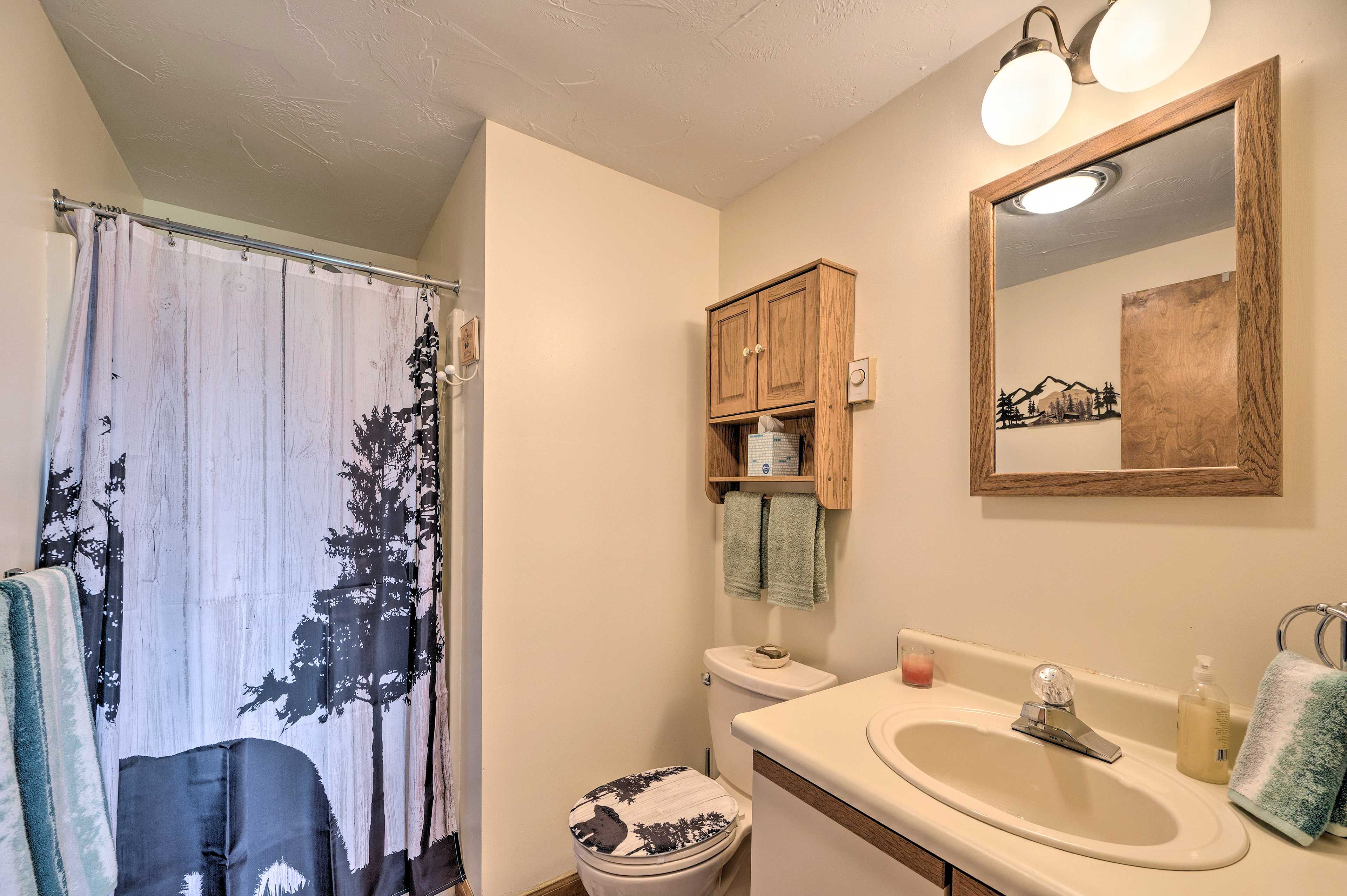 Full Bathroom