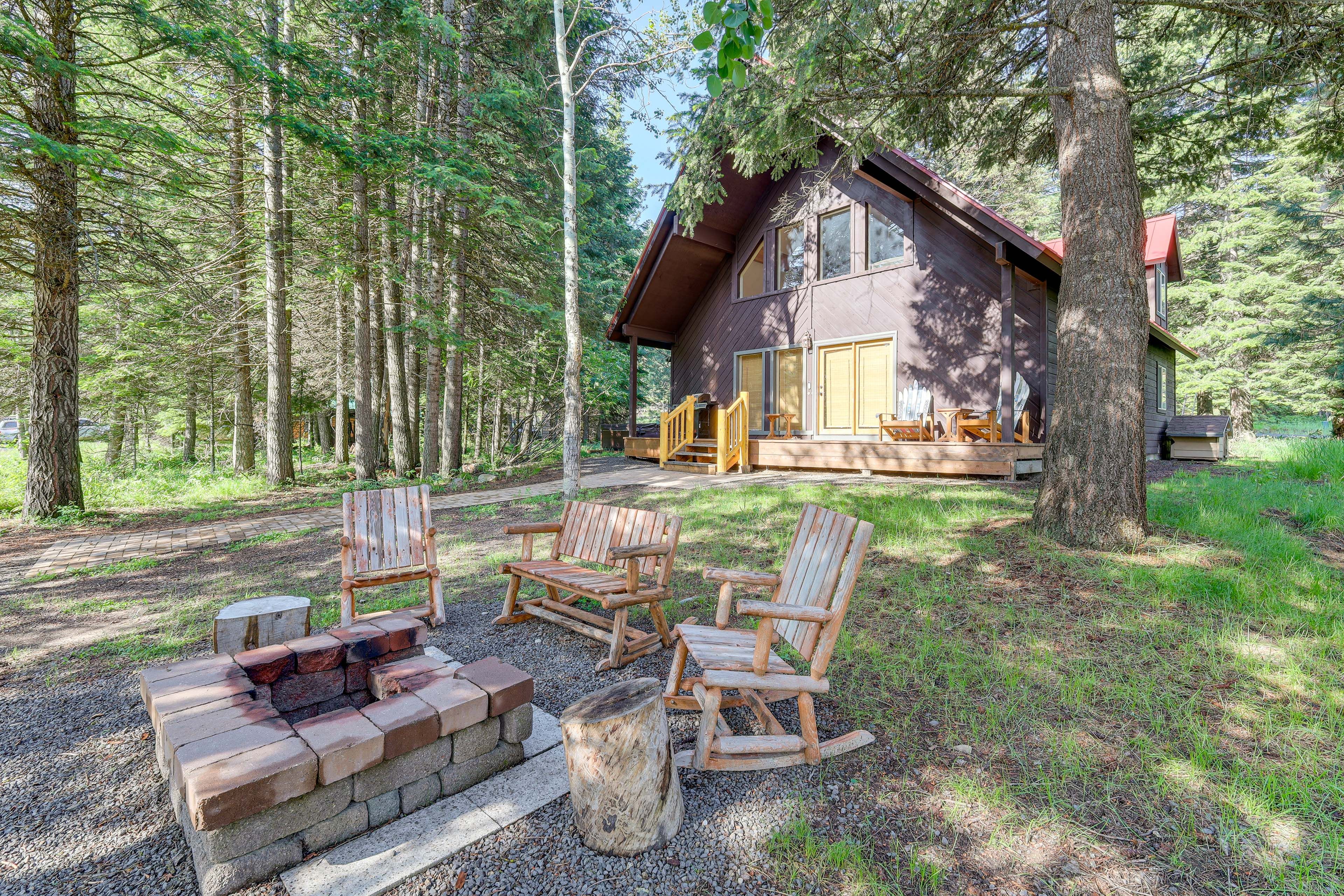 McCall Vacation Rental | 3BR | 2BA | 1,930 Sq Ft | Stairs Required