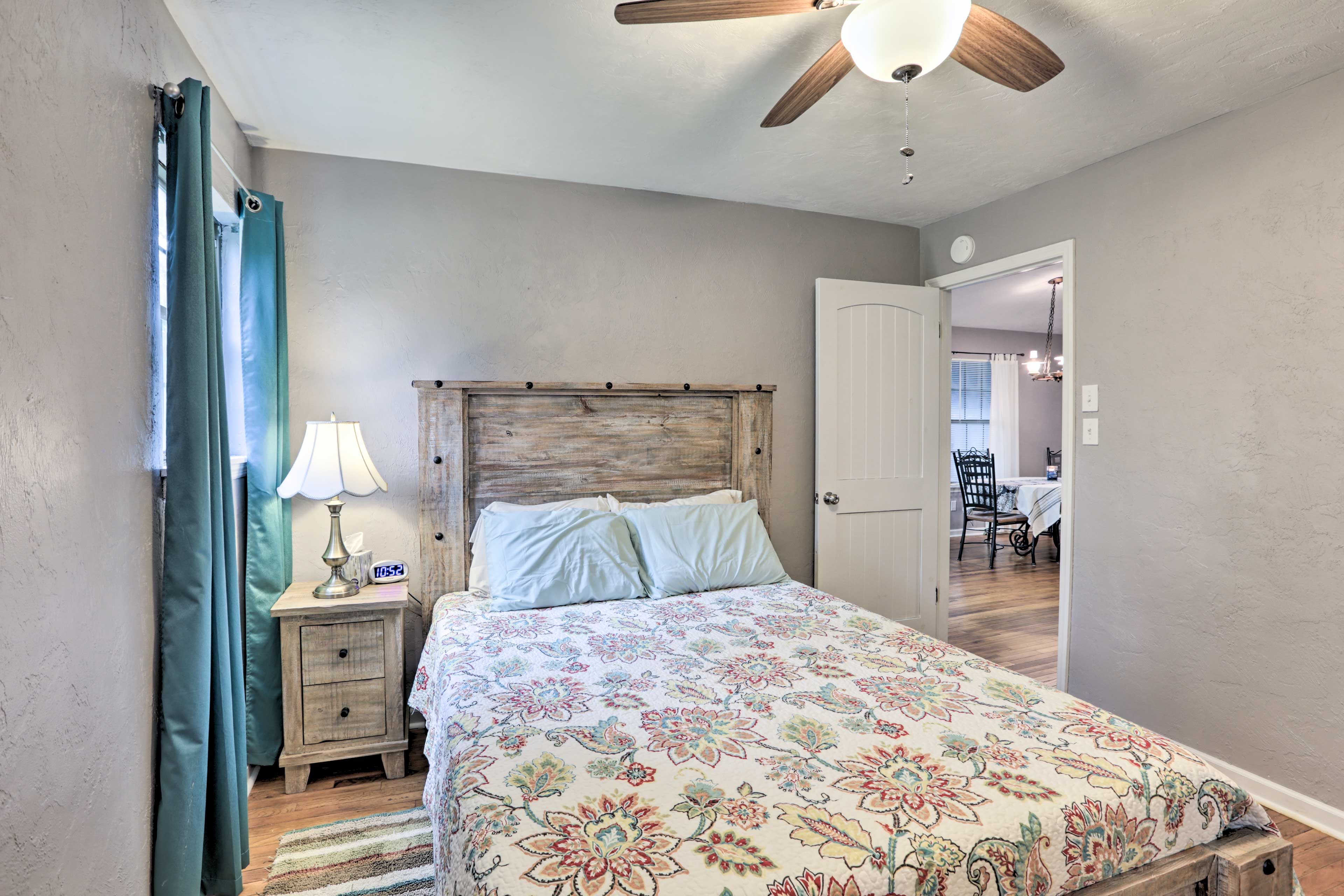 Bedroom 3 | Main Level | Queen Bed
