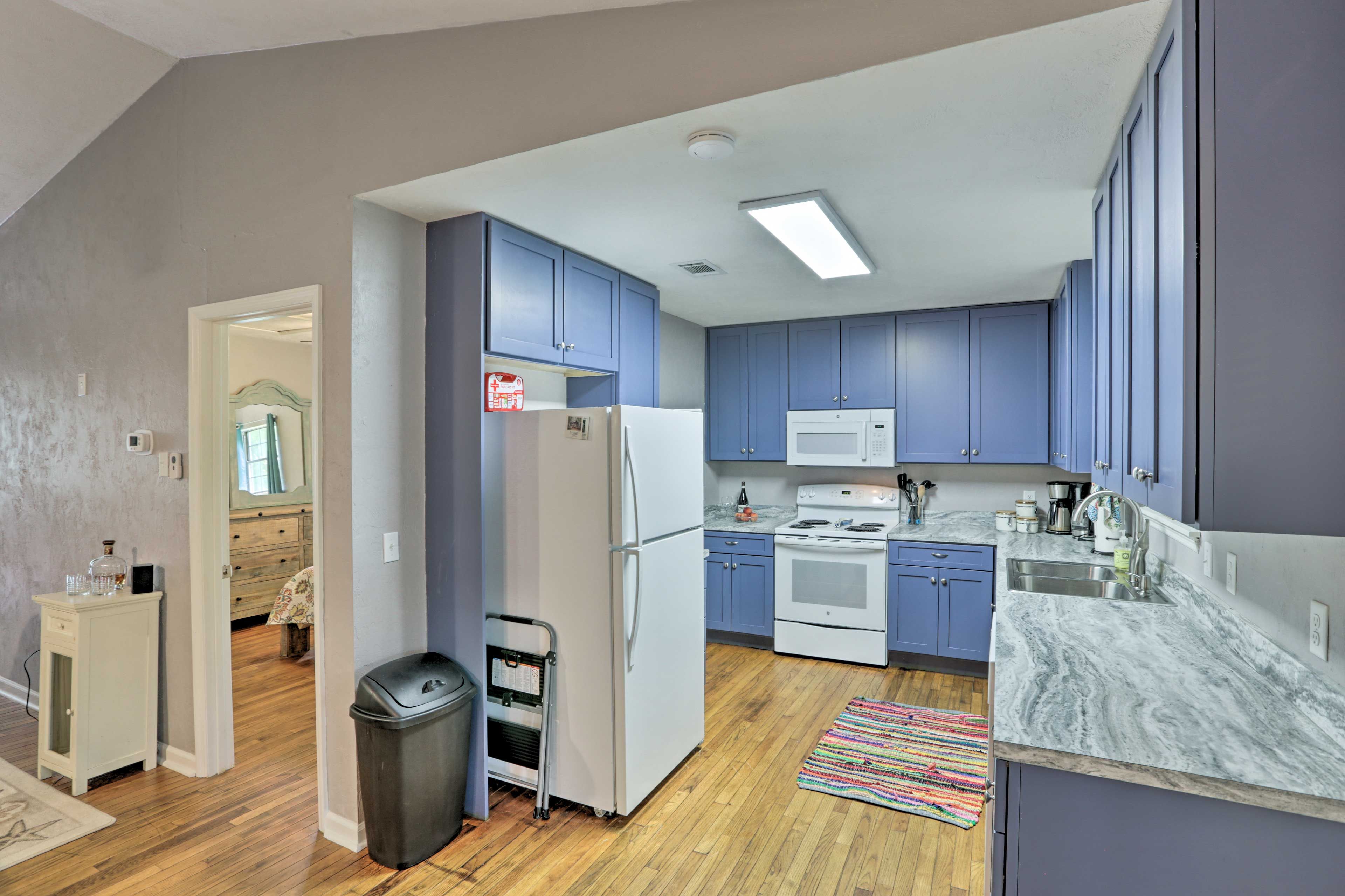 Kitchen | Main Level | Spices | Toaster