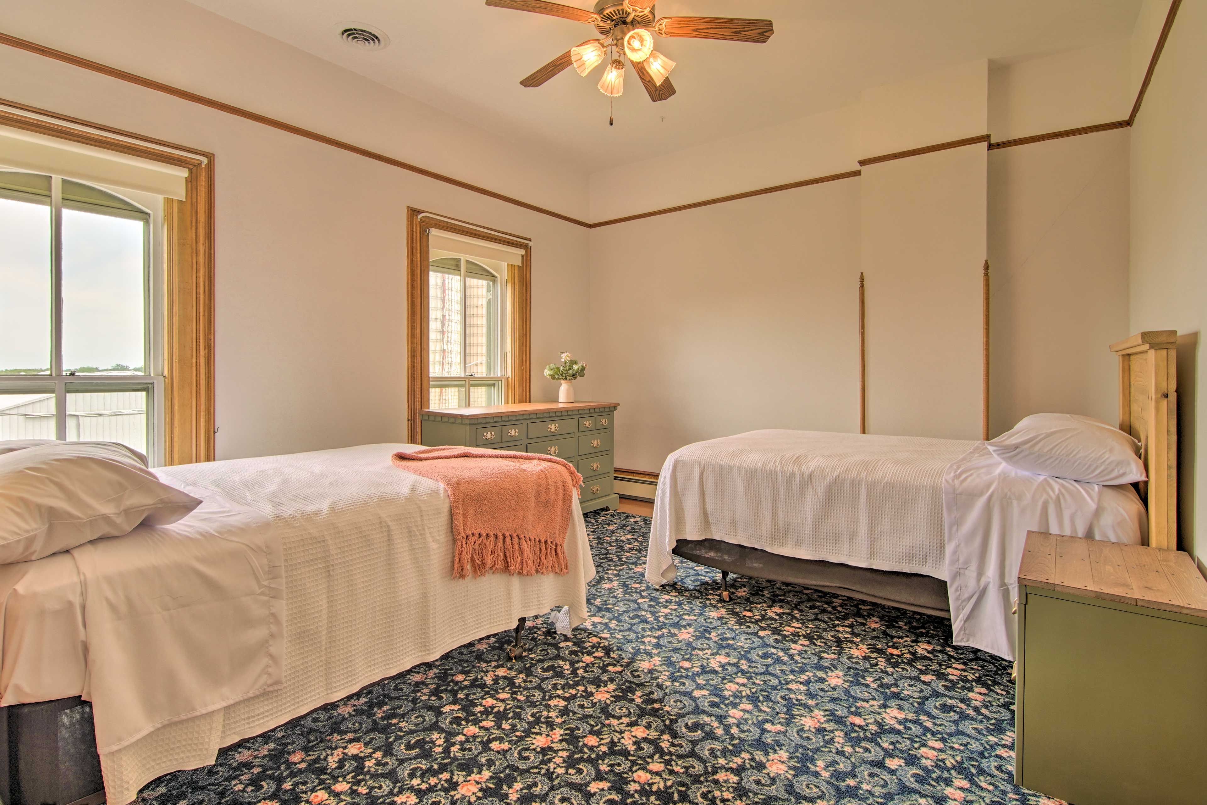 Bedroom 4 | 2 Full Beds | 2nd Floor