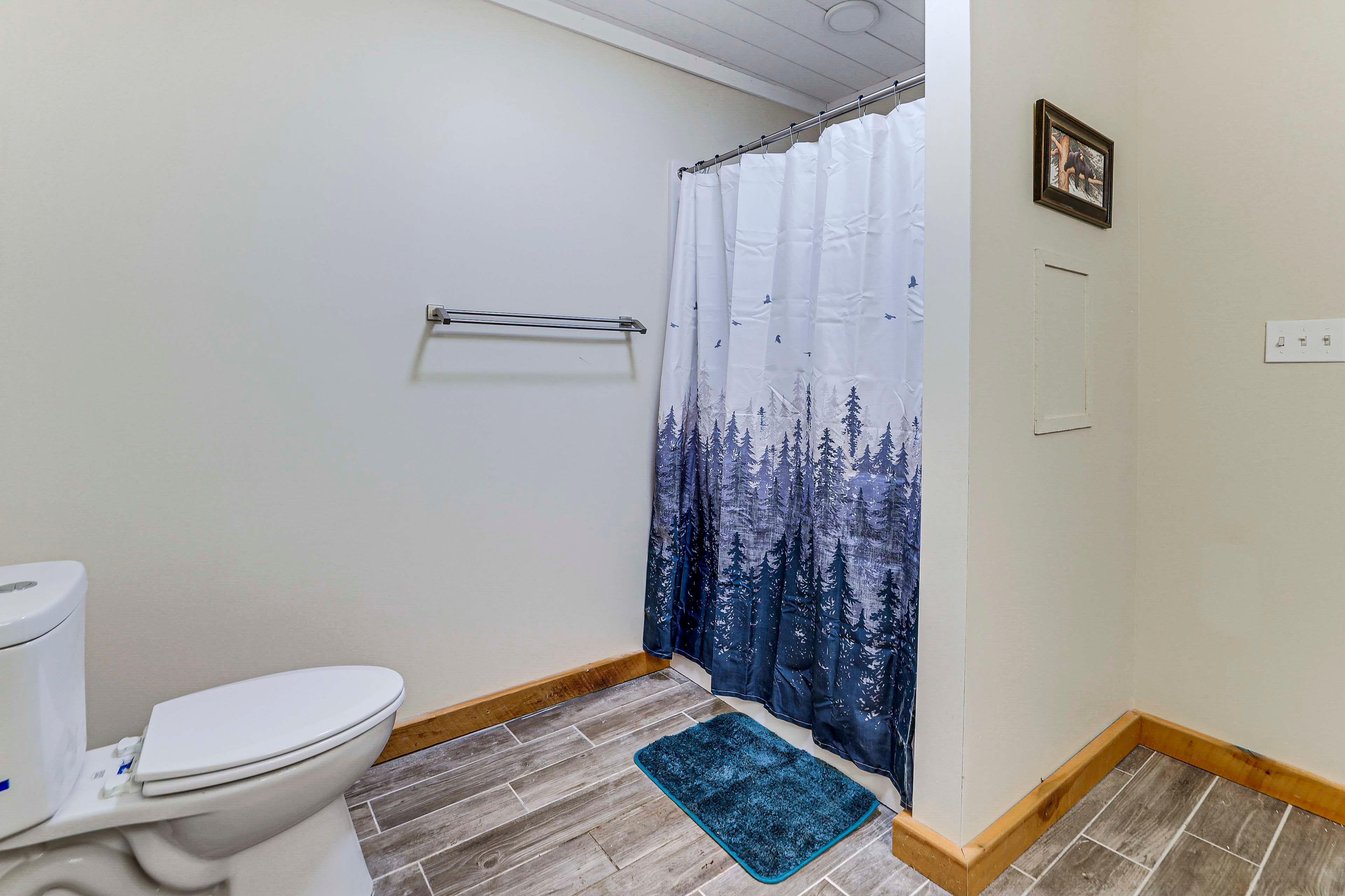 Full Bathroom | Lower Level