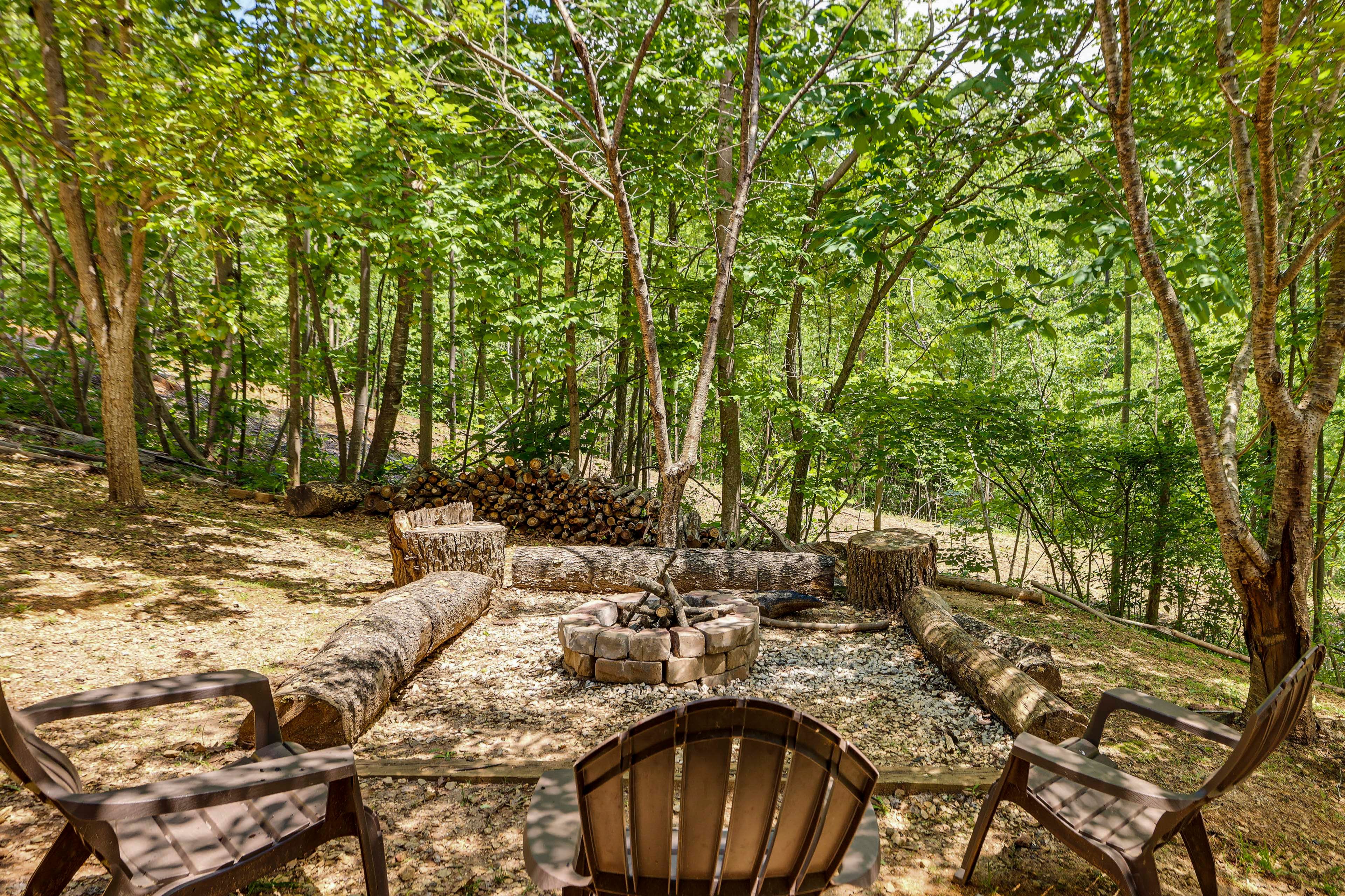 Exterior | Backyard | Fire Pit