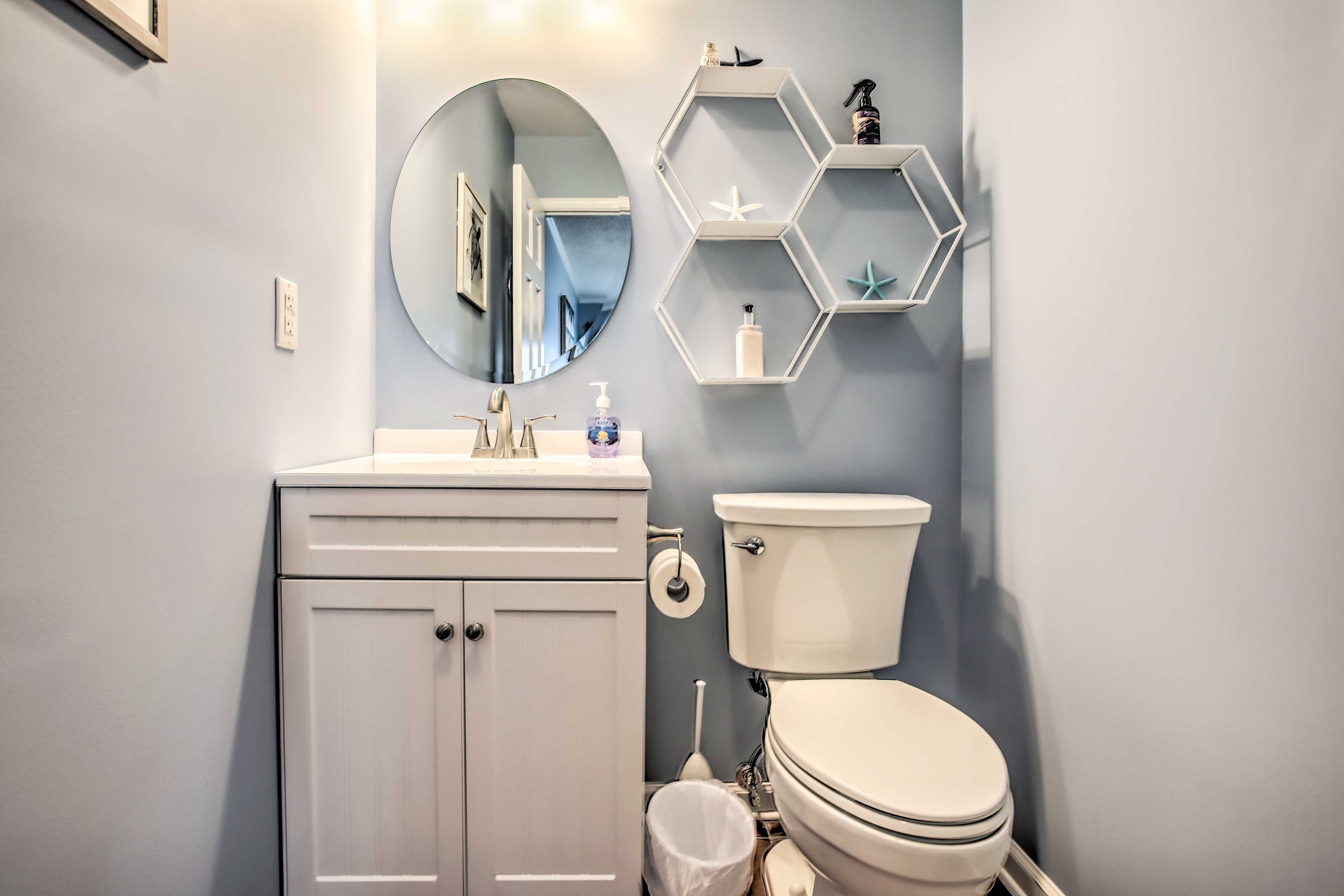 En-Suite Bathroom | Towels Provided