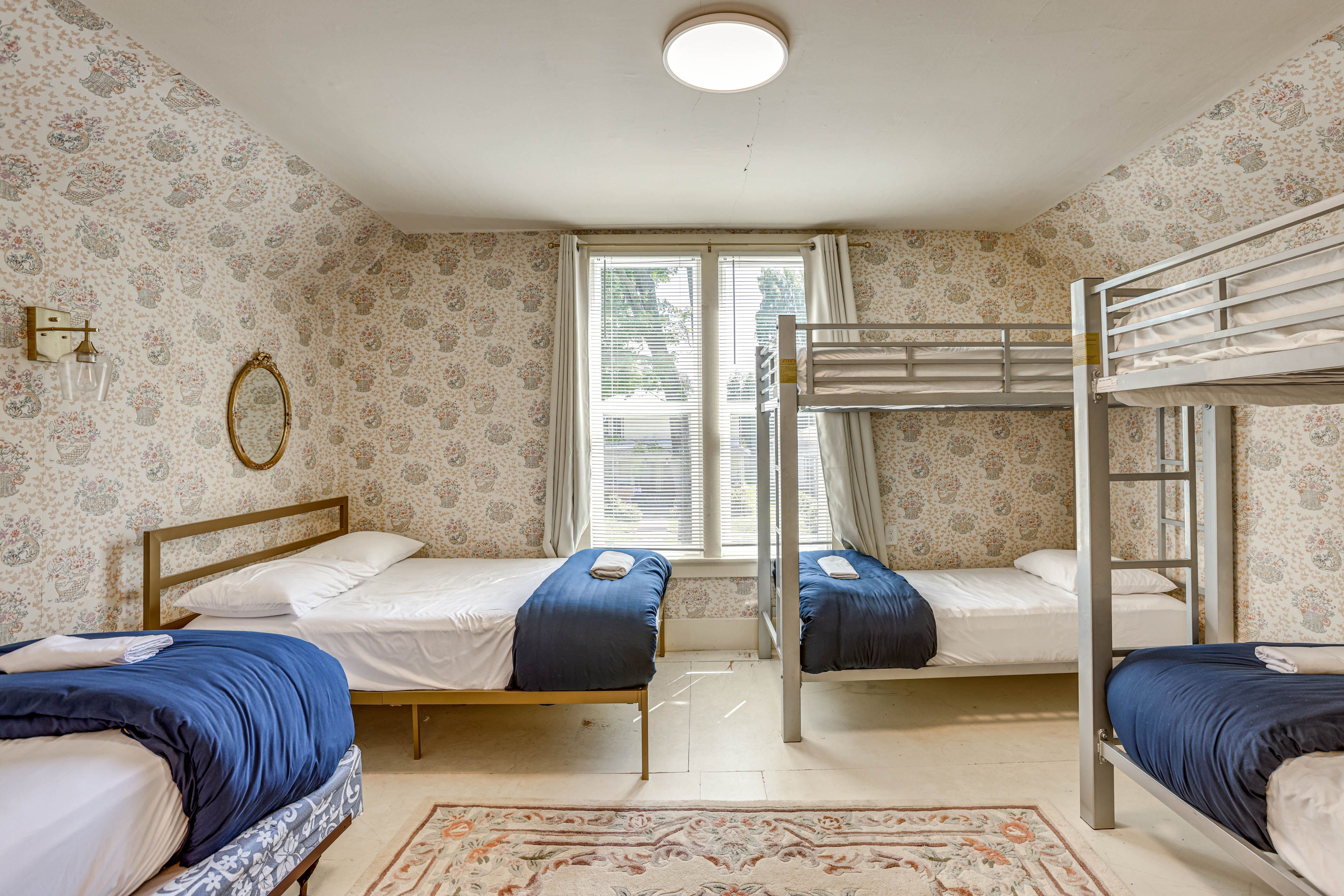 Bedroom 5 | Full Bed | Twin Bed | 2 Twin Bunk Beds | Top Floor