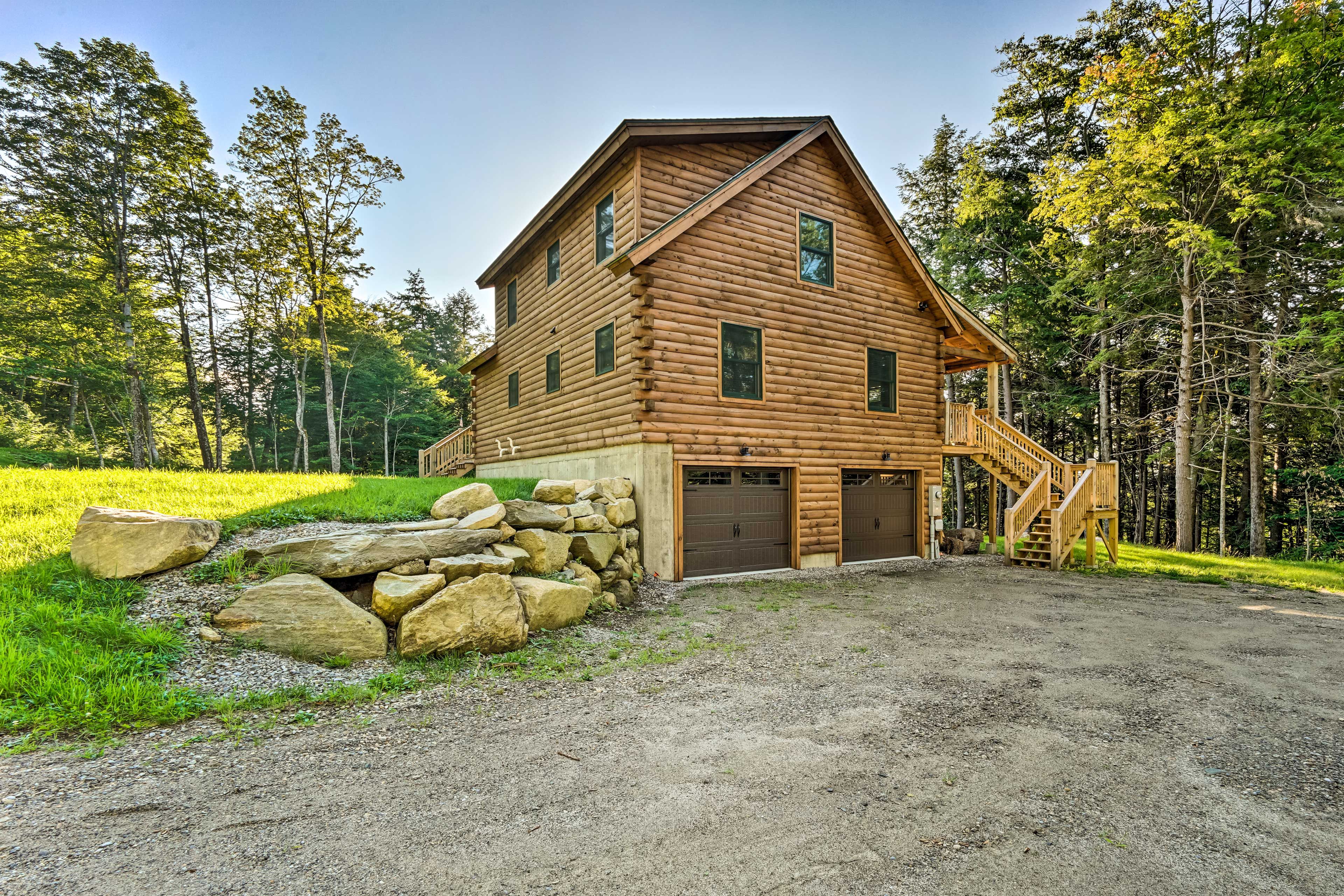 Cabin Exterior | Driveway Parking (4 Vehicles)