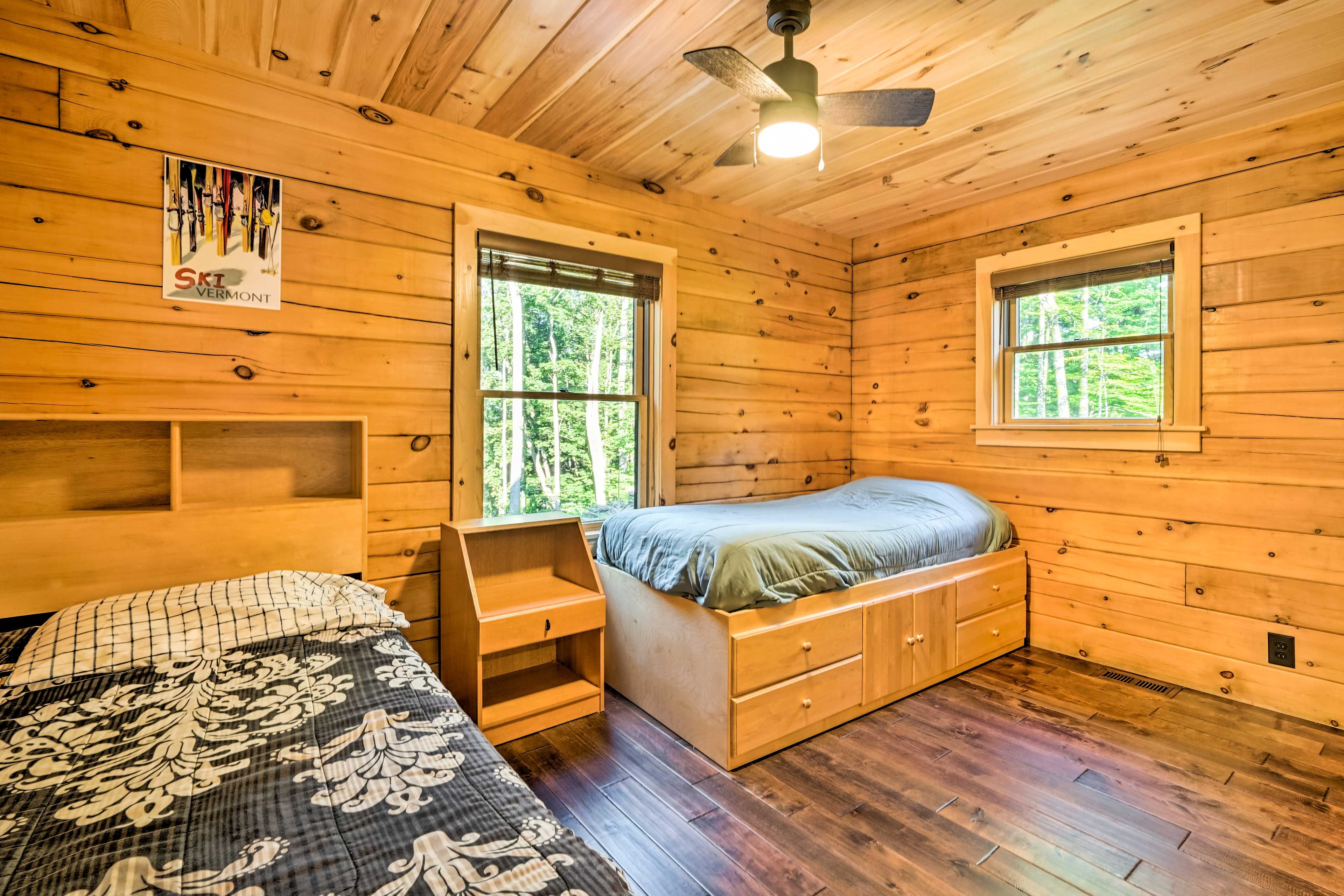 Bedroom 2 (Okemo Room) | 2 Twin Beds | 1st Floor
