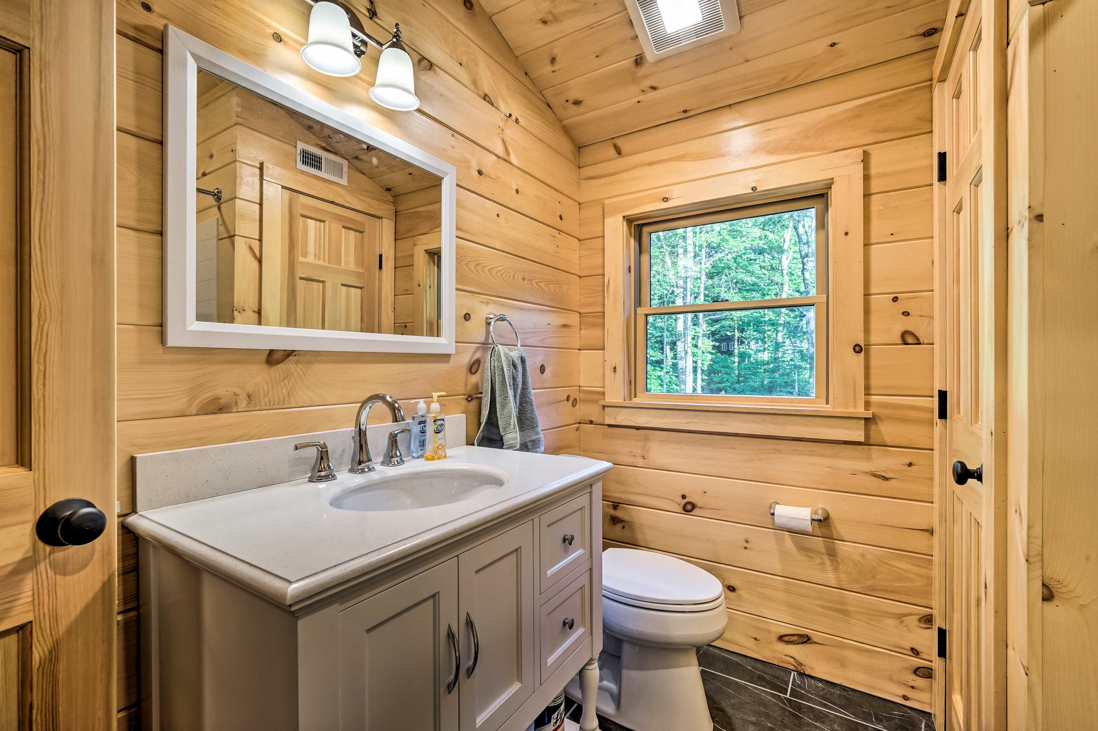 En-Suite Bathroom