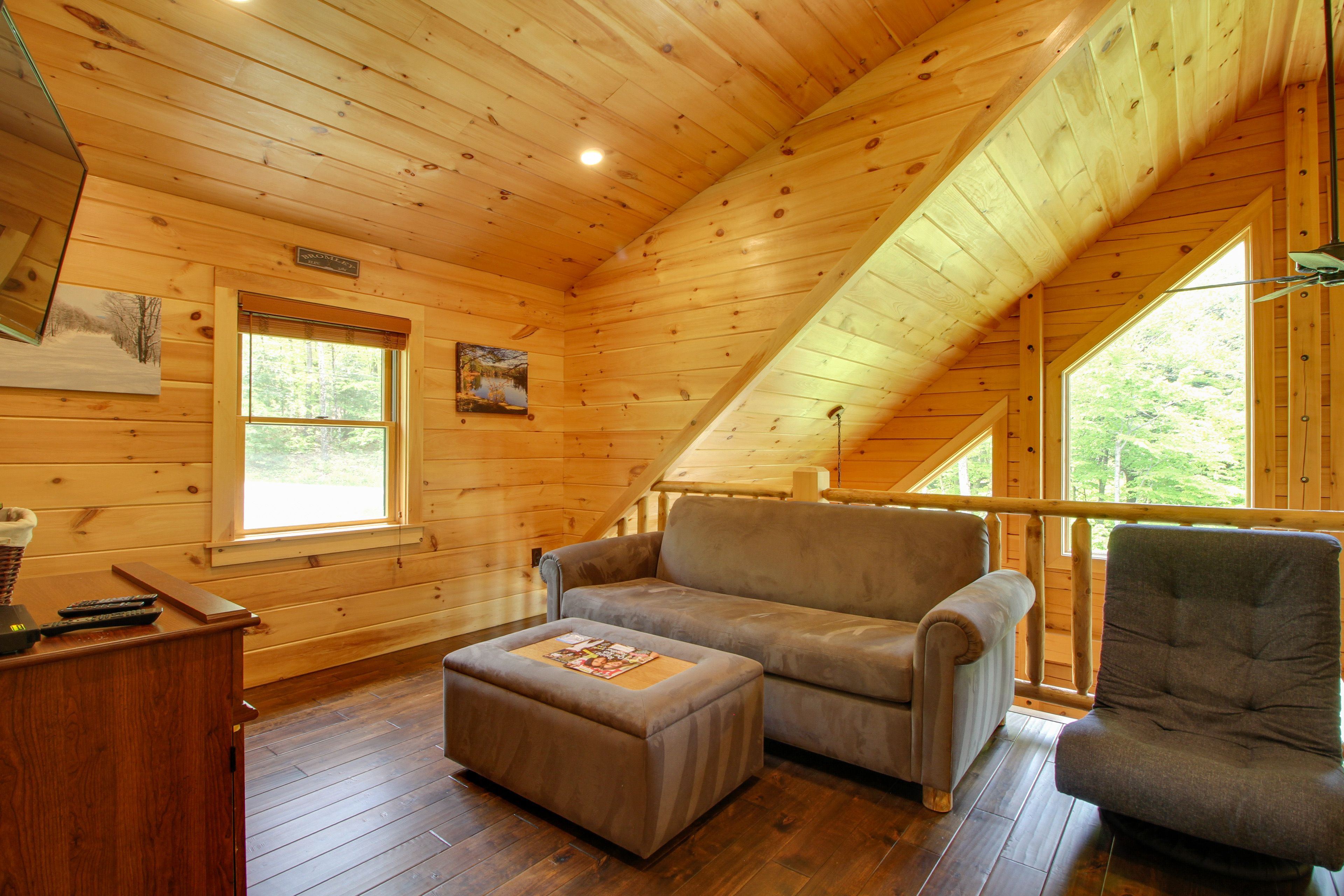 Loft | Sleeper Sofa | Smart TV