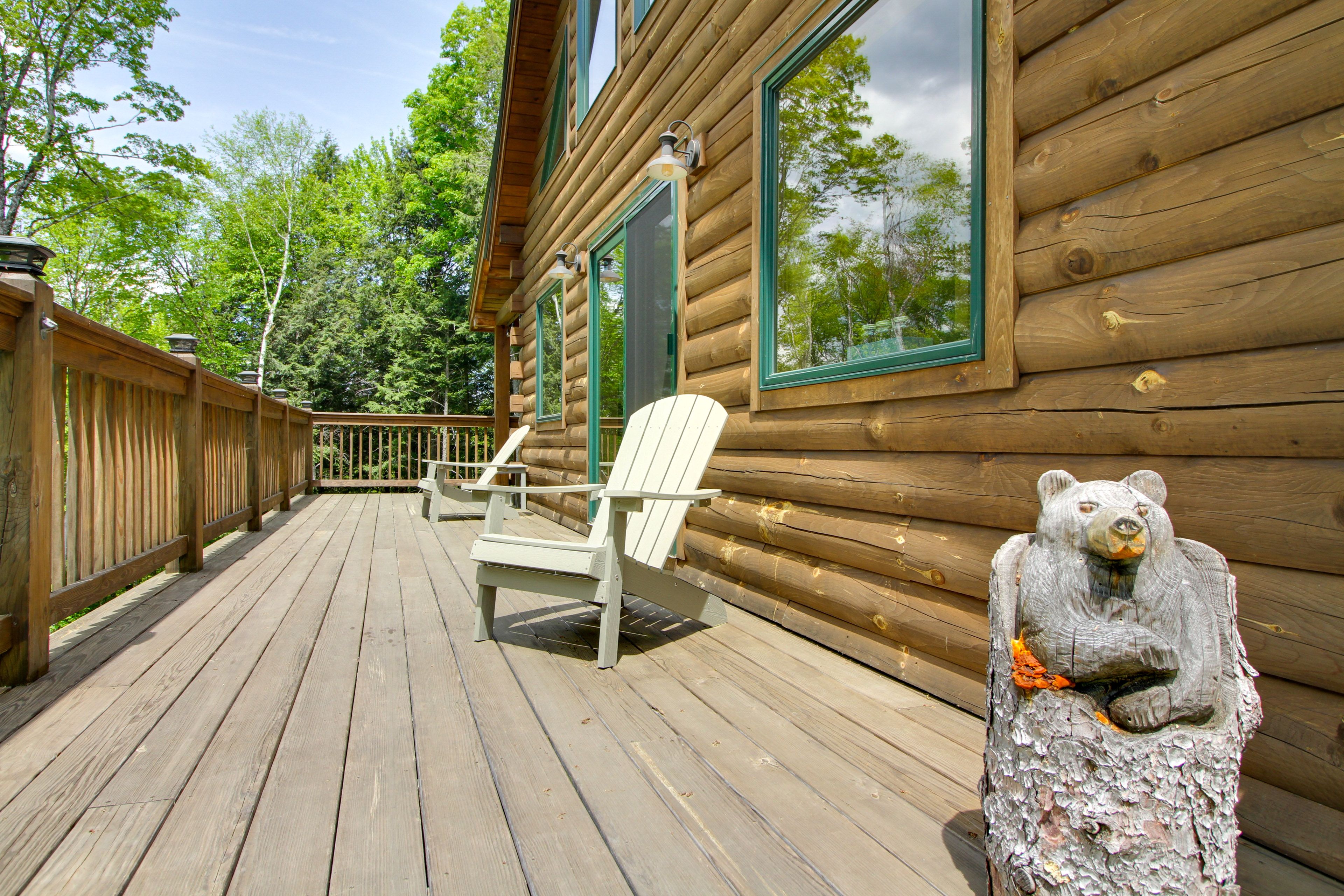 Wraparound Deck | Private Wooded Yard