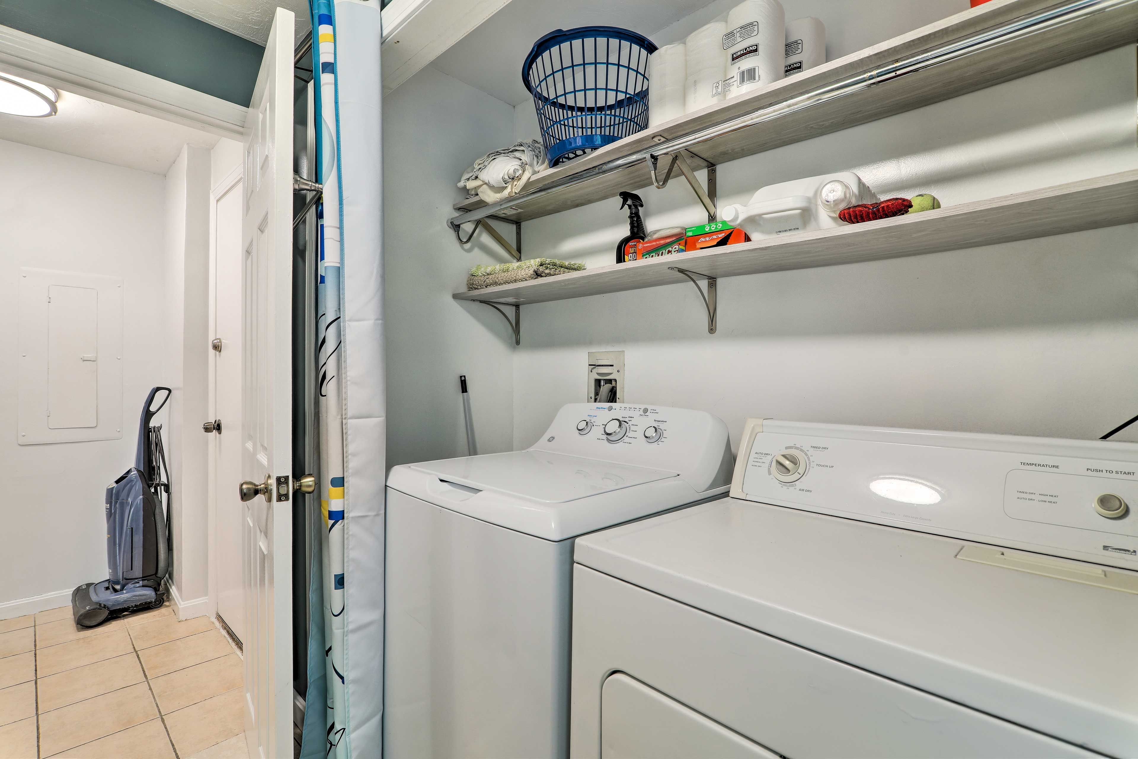 Laundry Area | Linens Provided