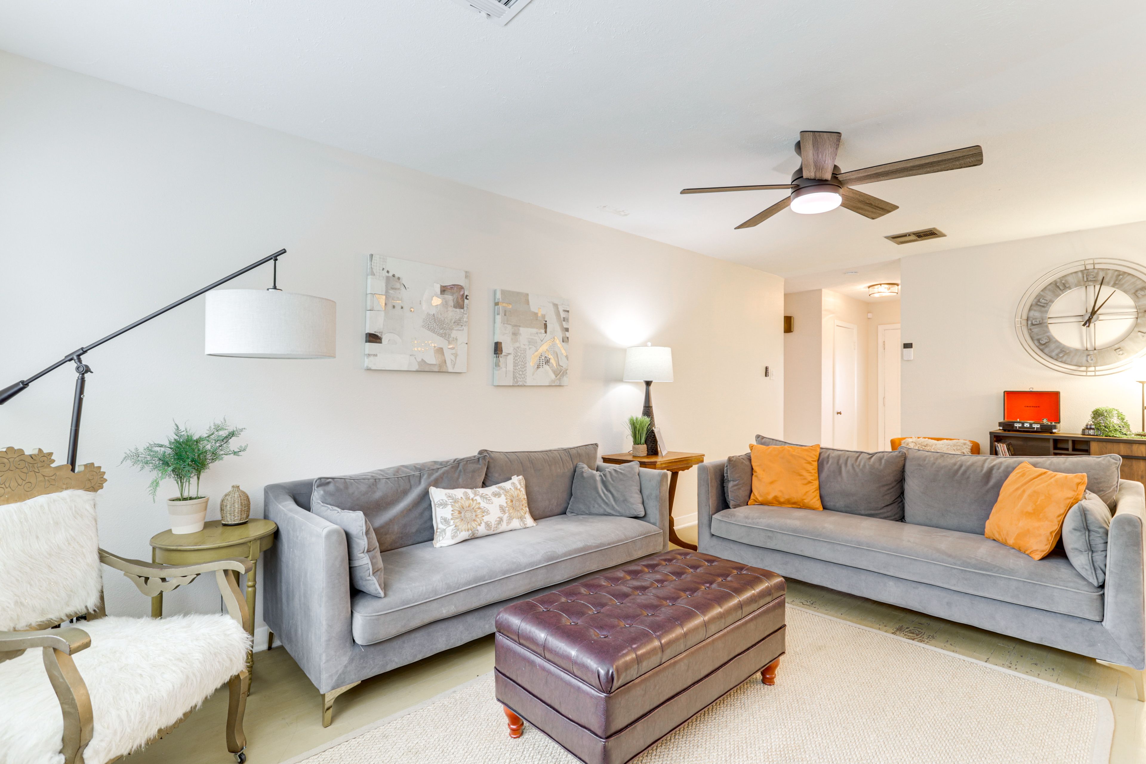 Tomball Vacation Rental | 3BR | 1BA | 1,498 Sq Ft | 1 Step Required to Access