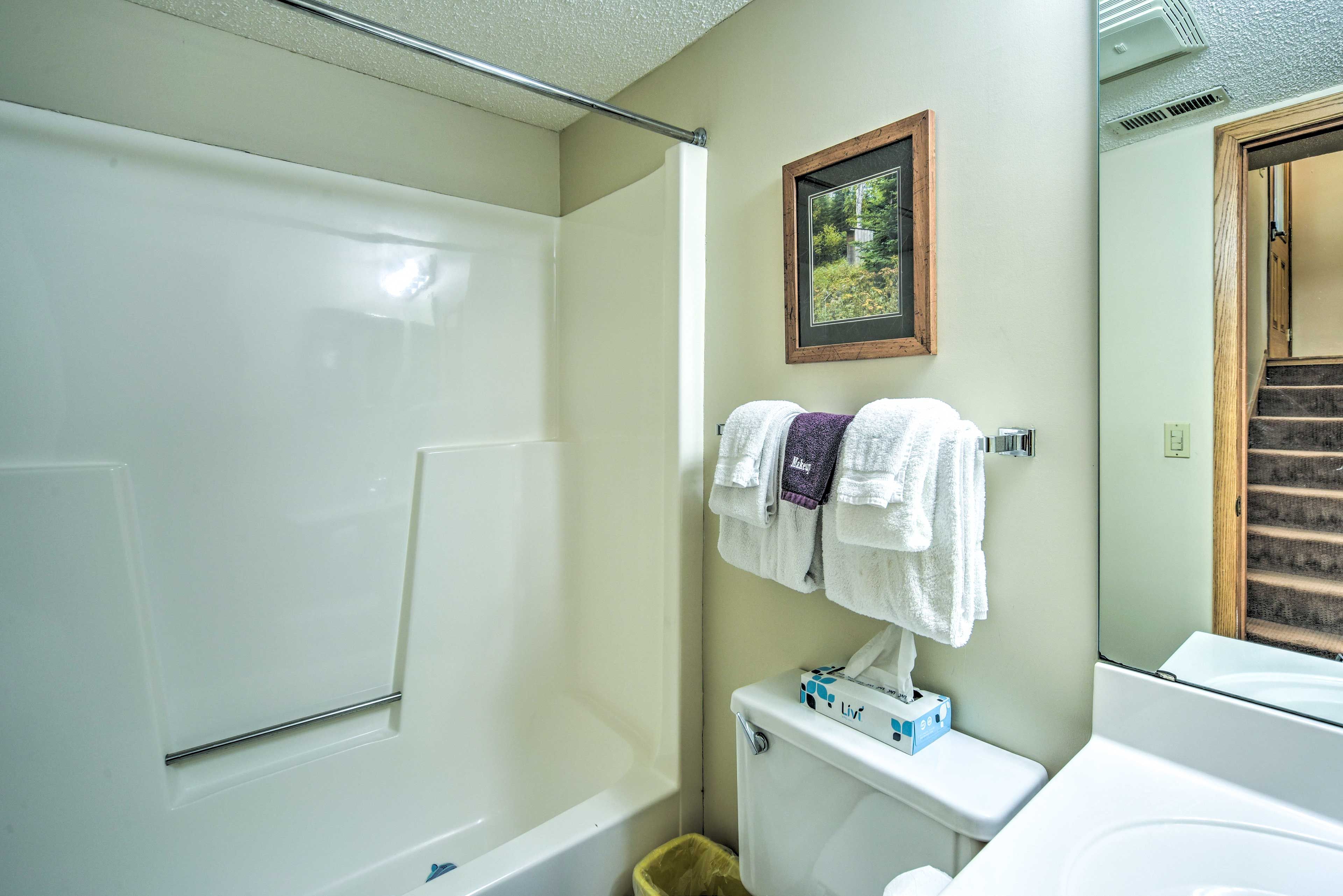 Bathroom | Towels Provided