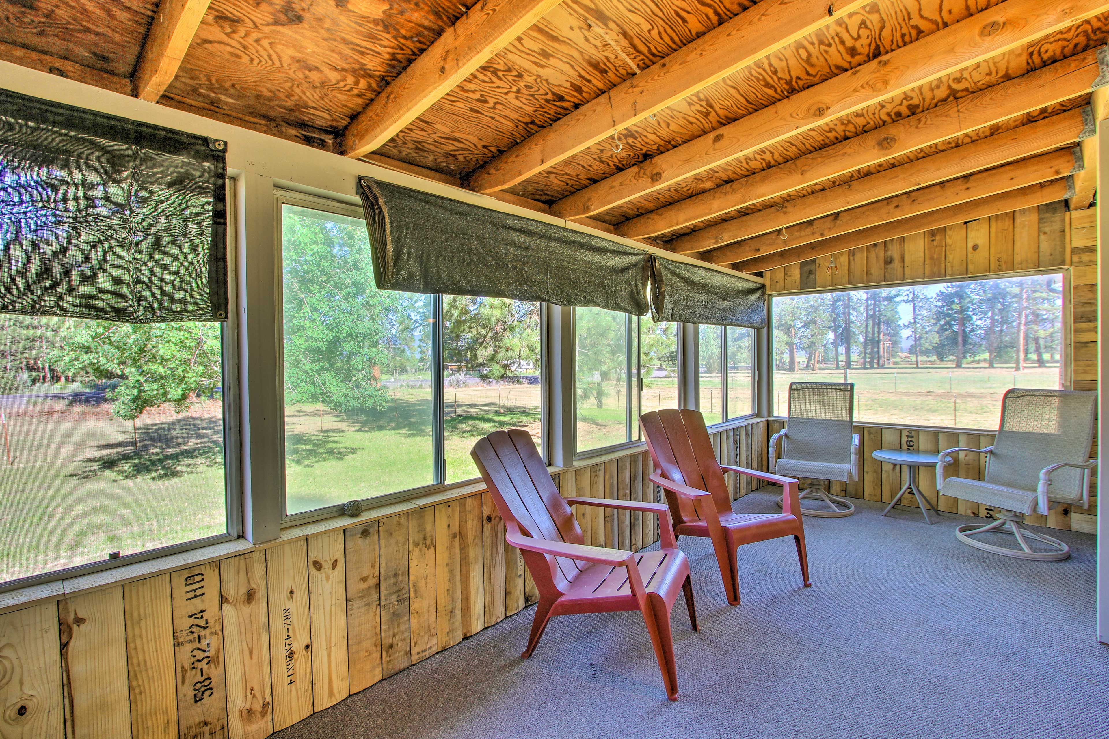 Screened-In Porch