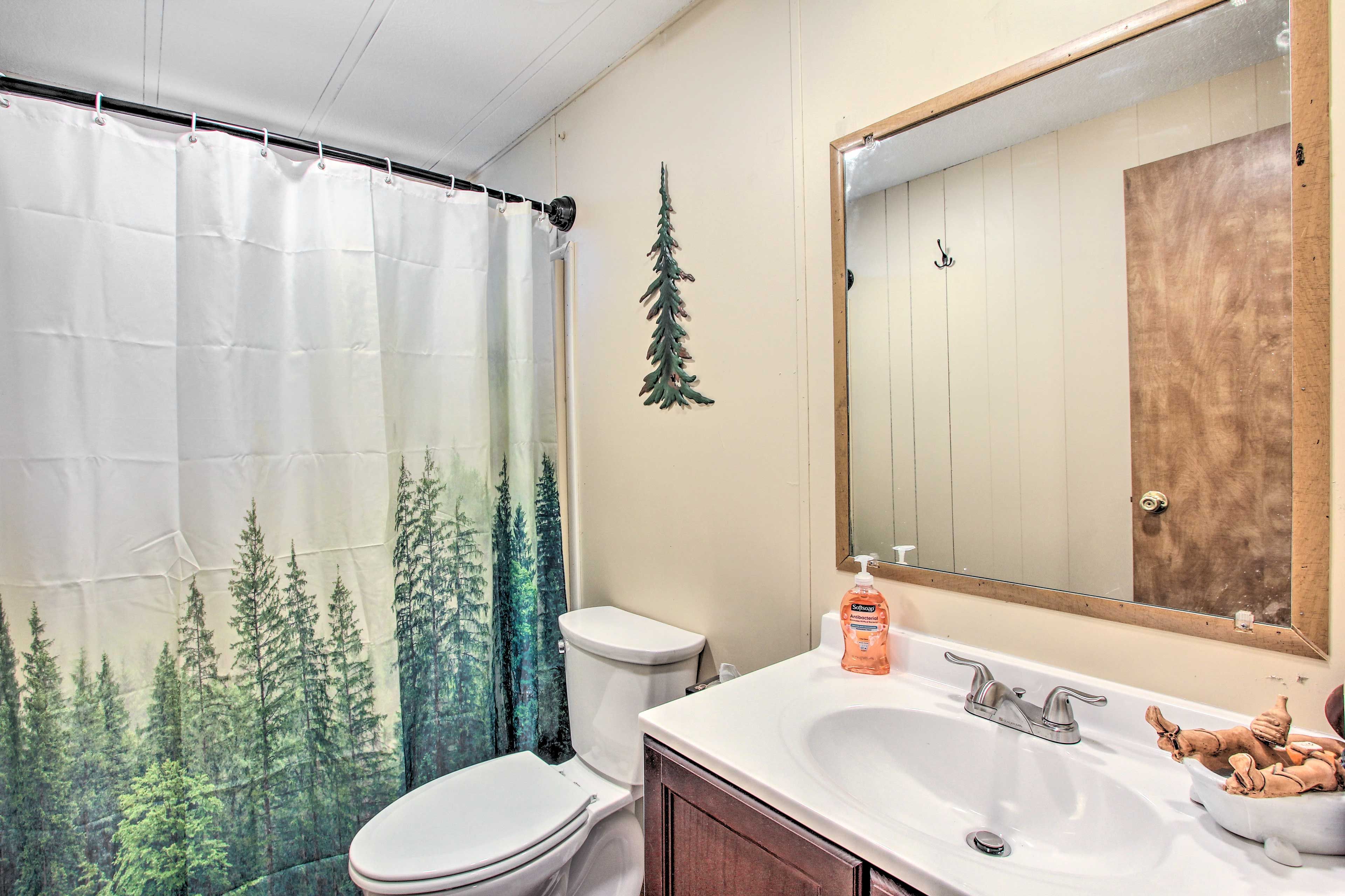 Bathroom | Towels Provided