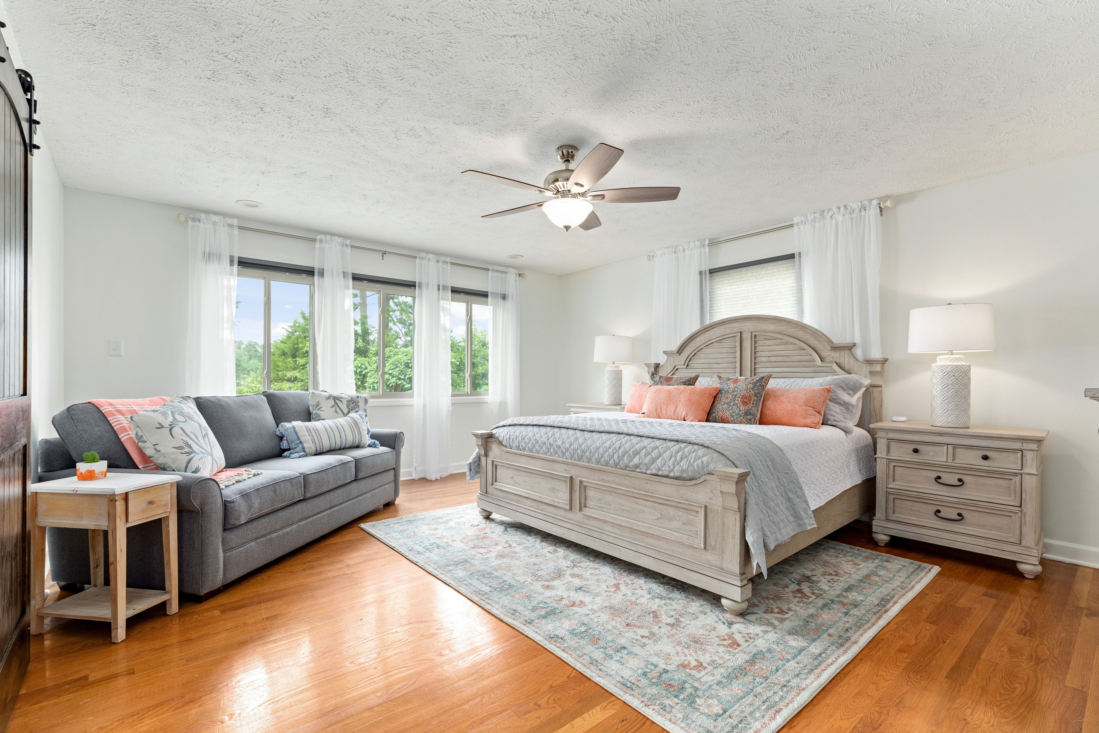 Bedroom 1 | King Bed | Sleeper Sofa | Smart TV | En-Suite Bathroom