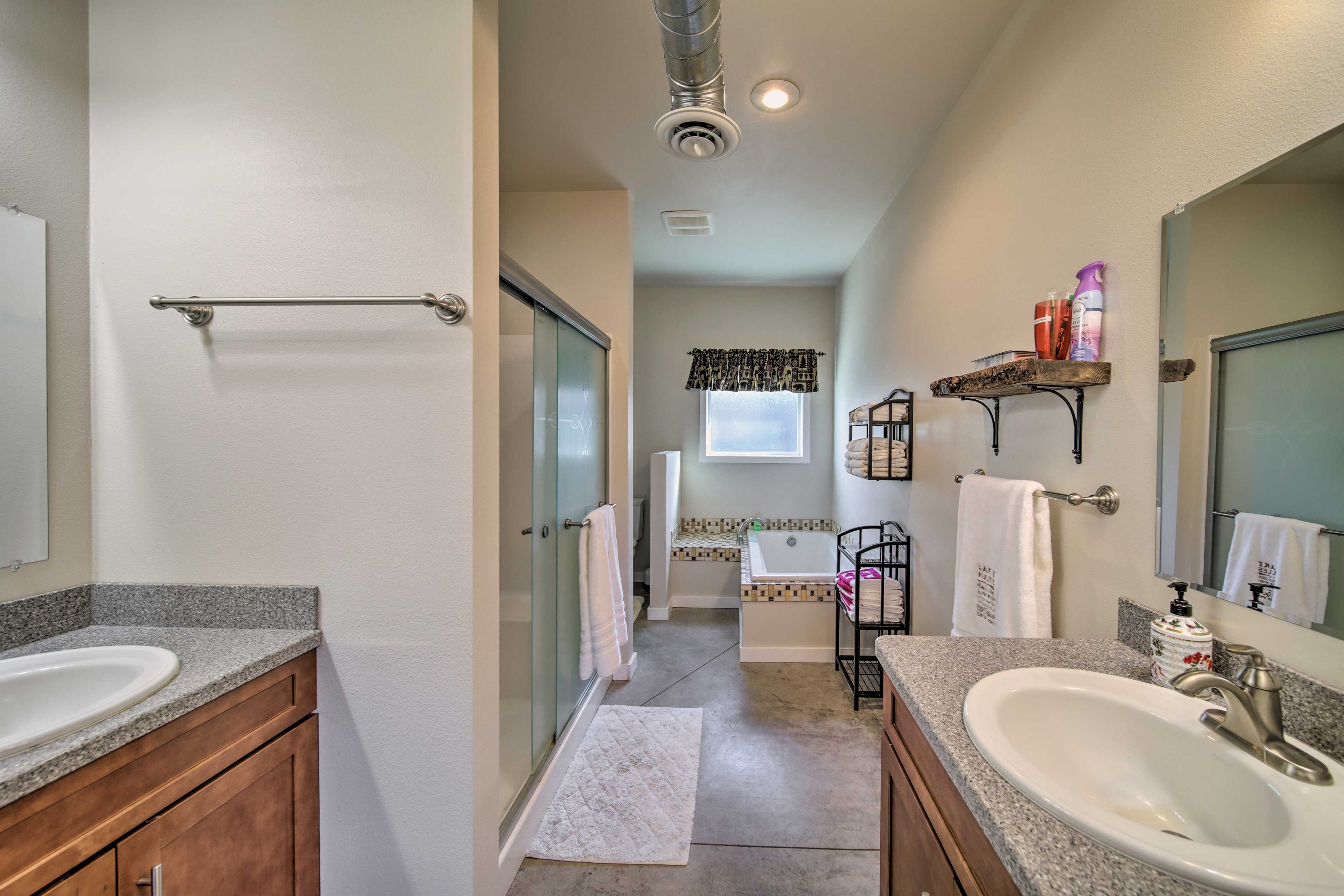 En-Suite Bathroom