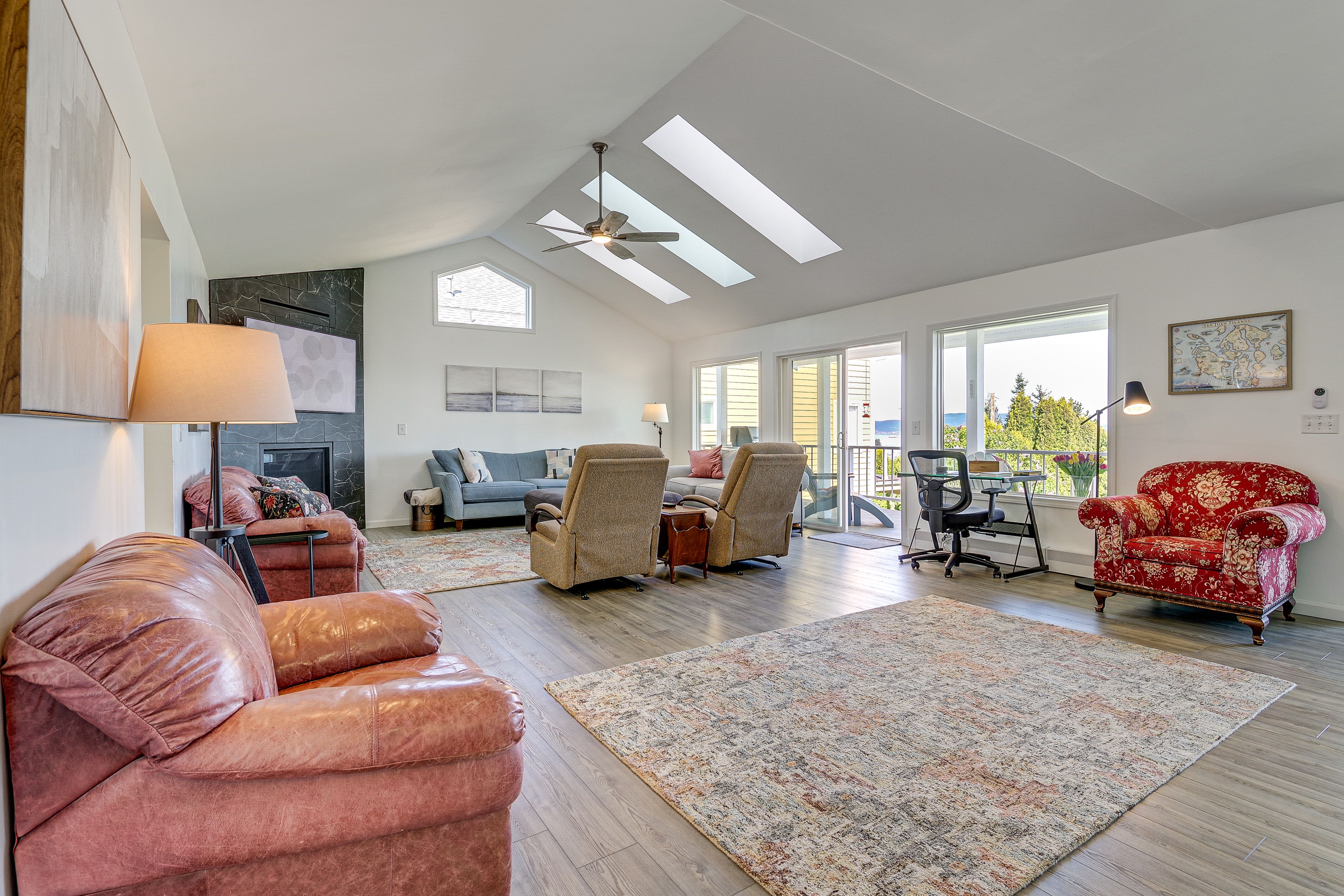 Living Room | Laptop-Friendly Workspace